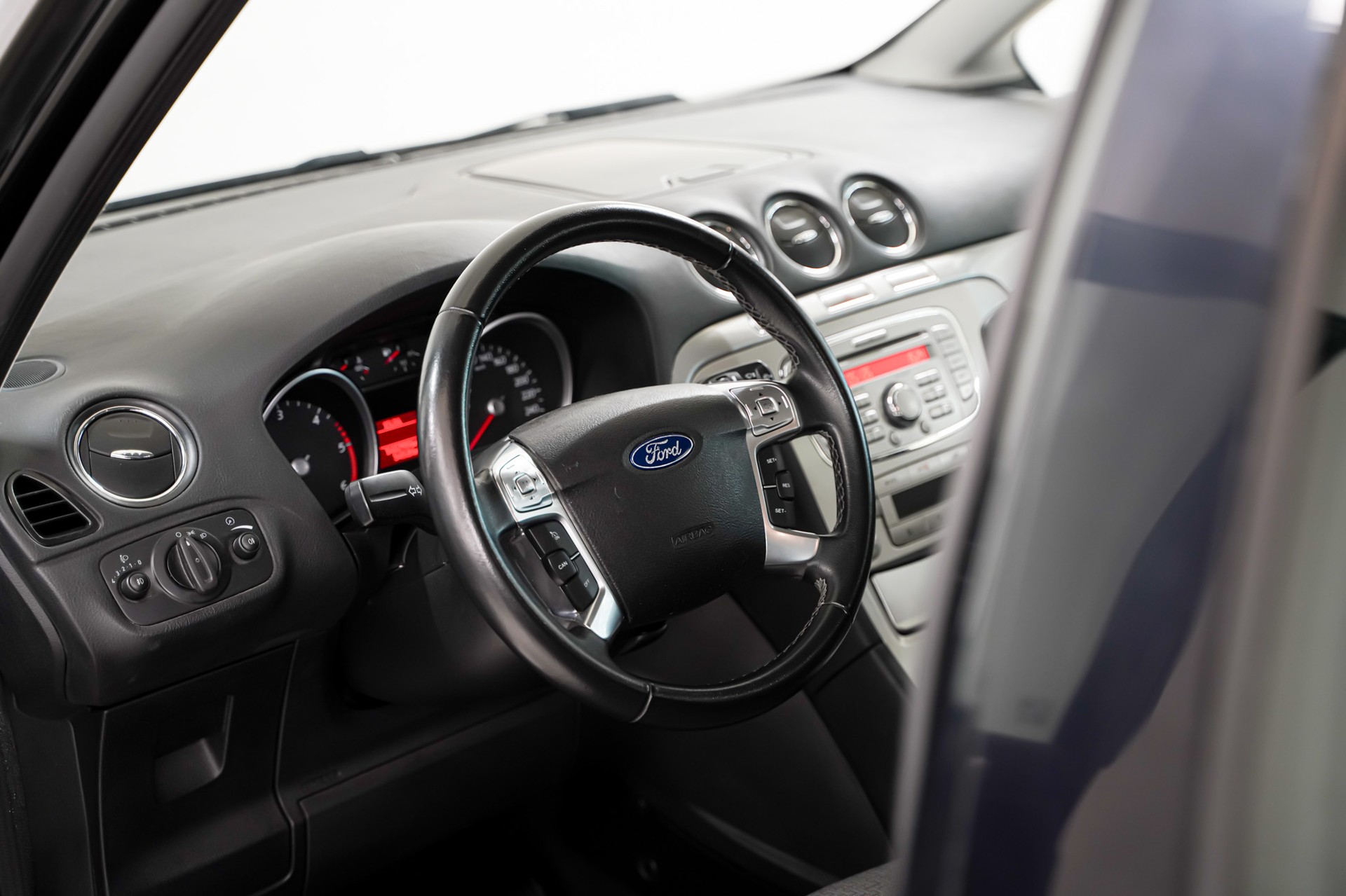 Ford GALAXY 9