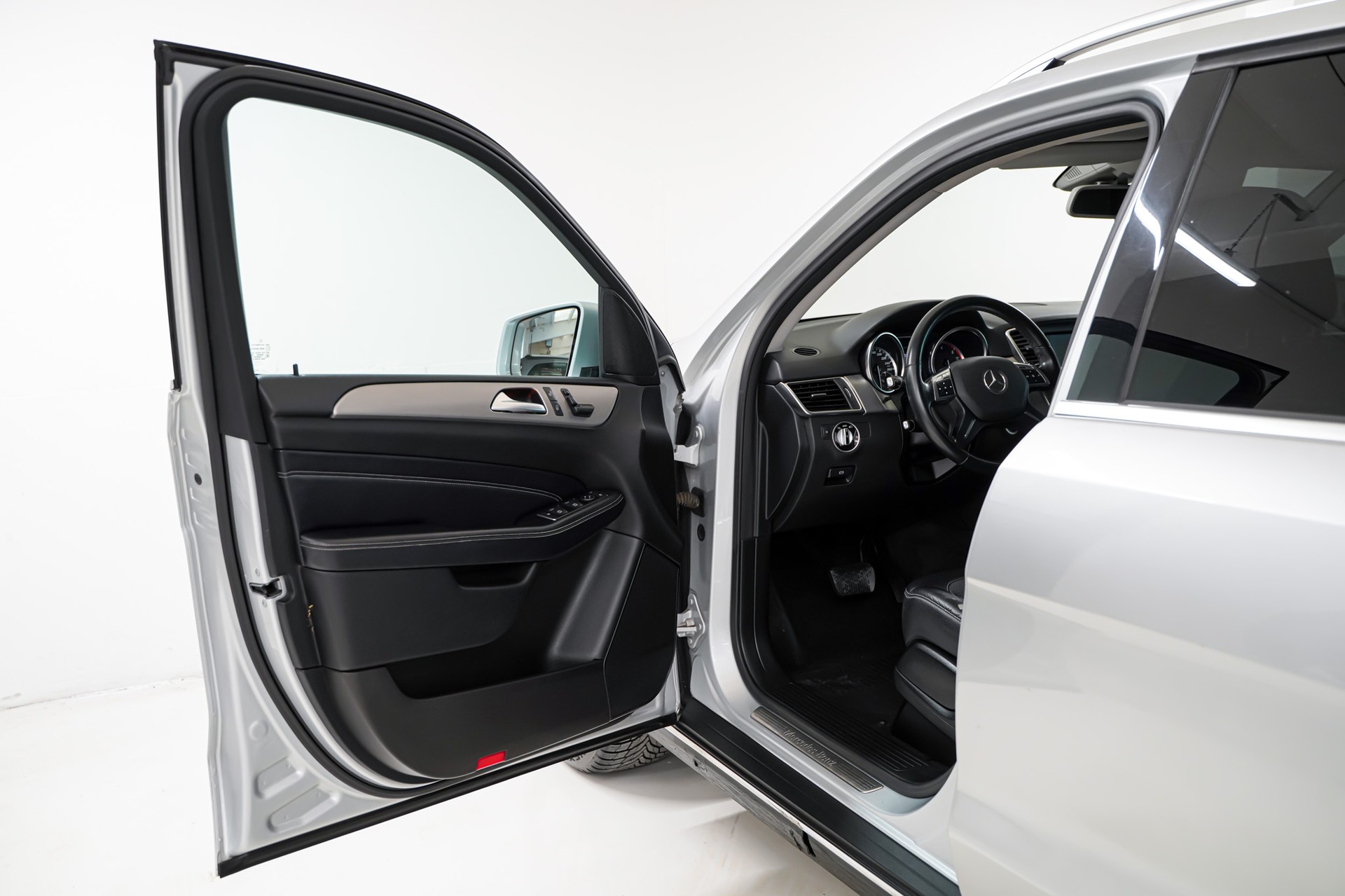 Mercedes-Benz ML 250 8