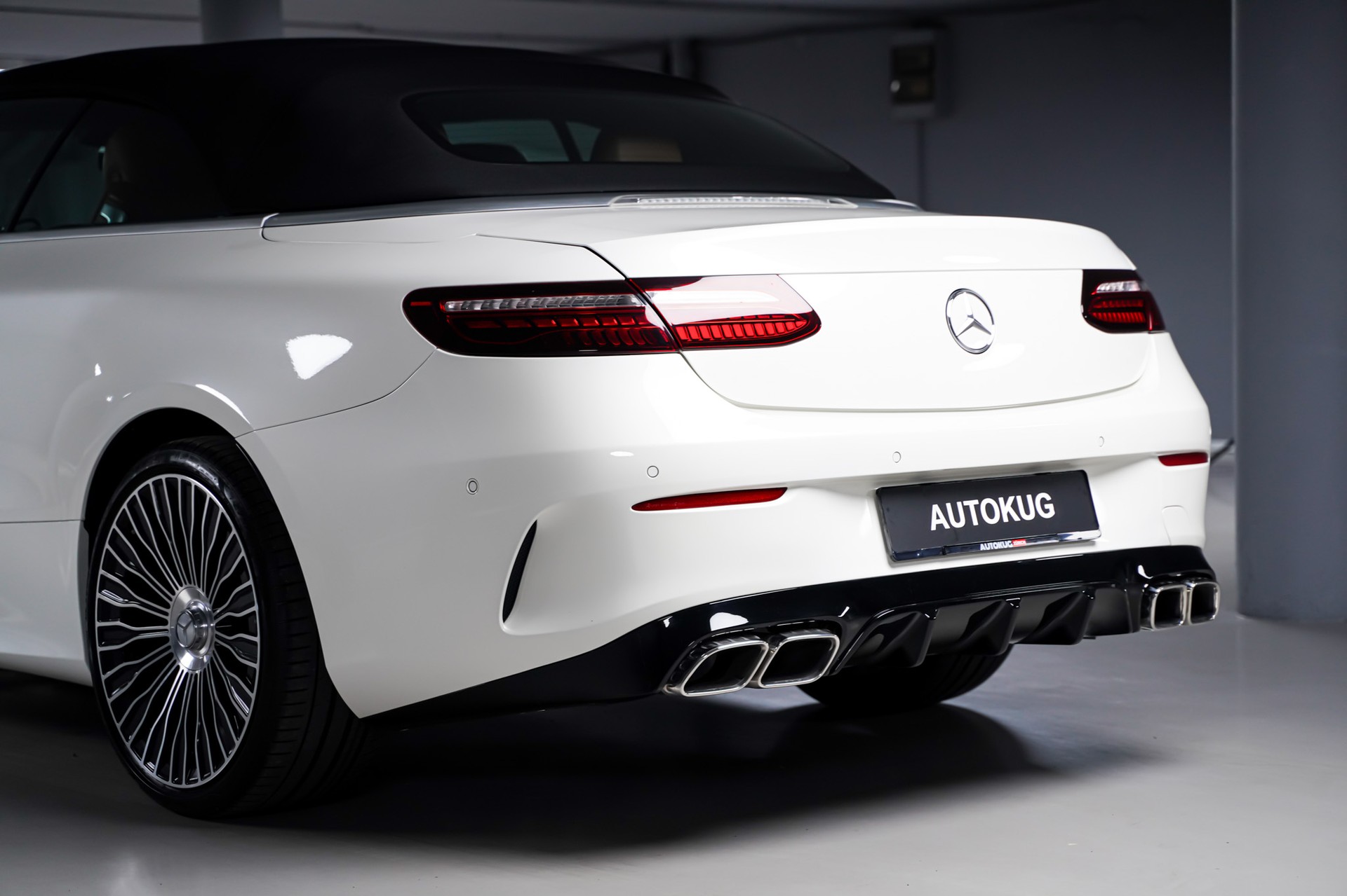Mercedes-Benz E 200 8