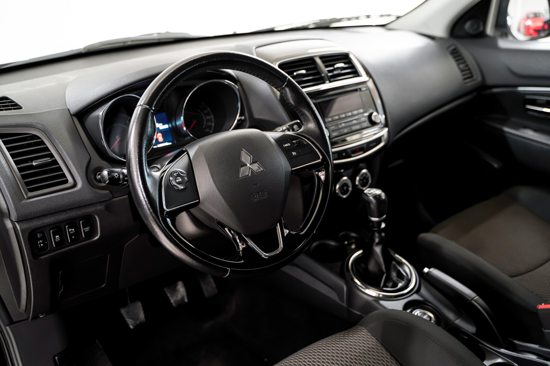 Mitsubishi ASX 10