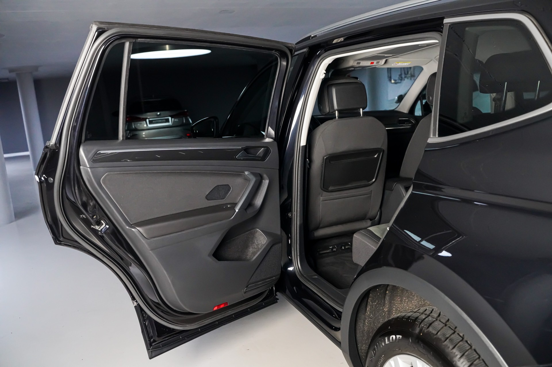 VW TIGUAN 10