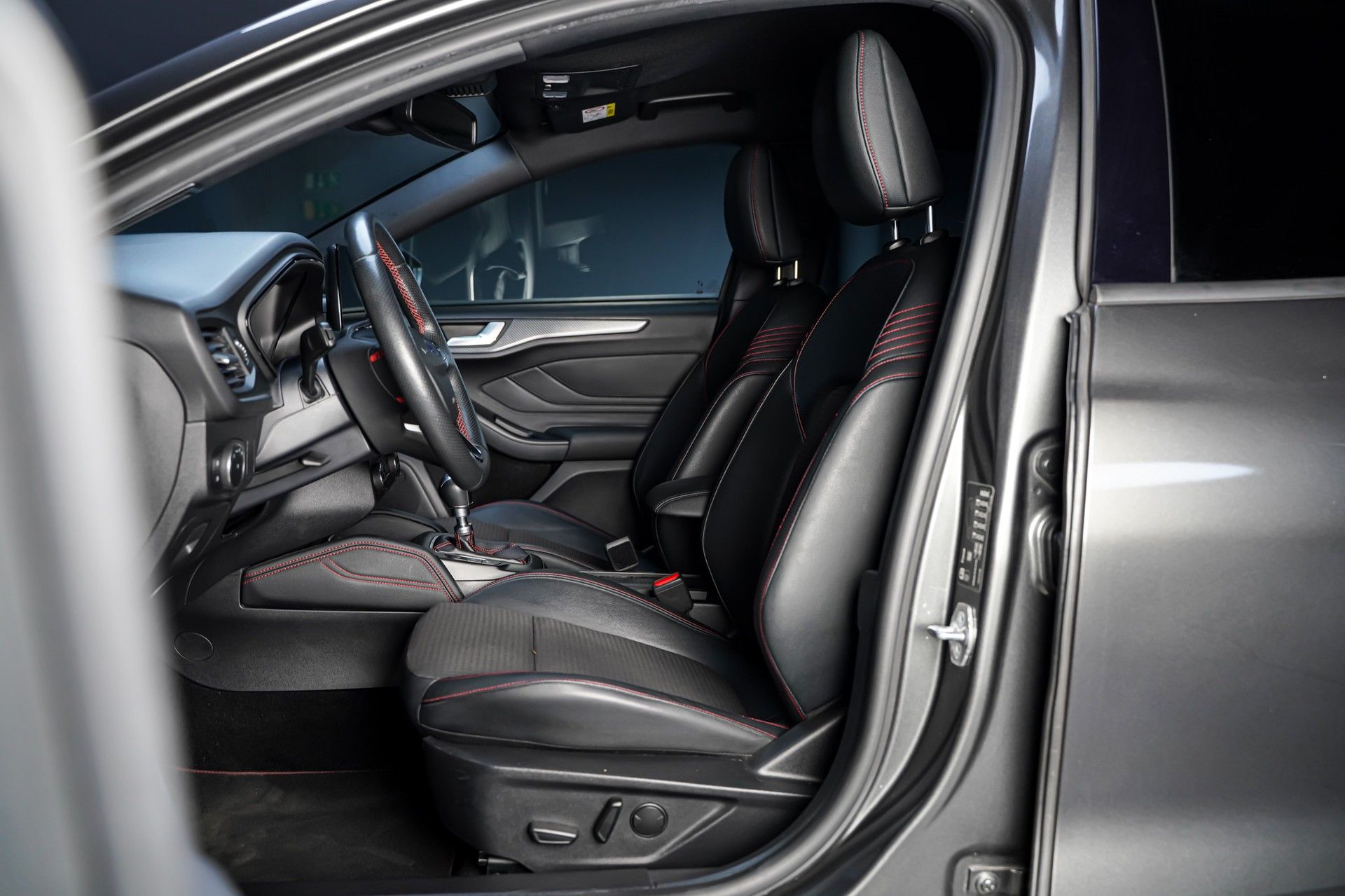 Ford FOCUS 11