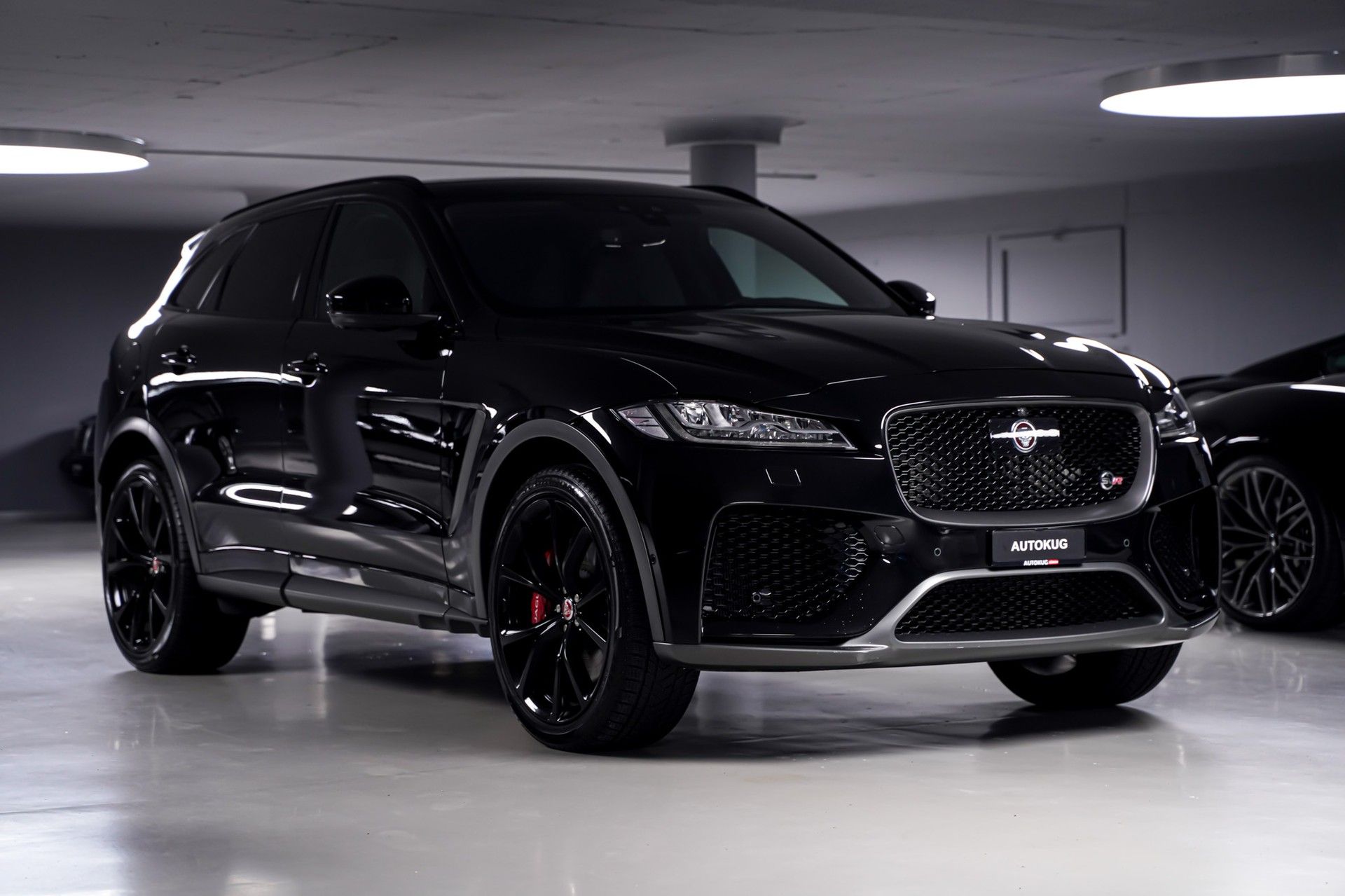 Jaguar F-PACE 3