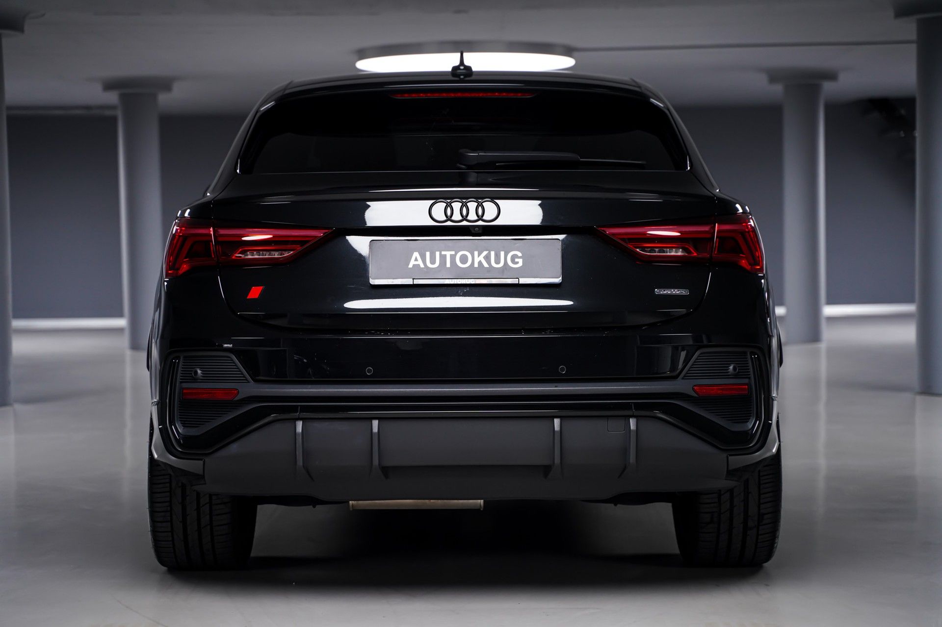 Audi Q3 6