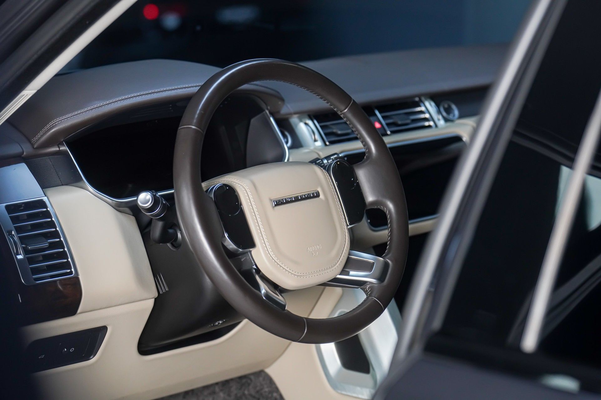 Land Rover RANGE ROVER 10