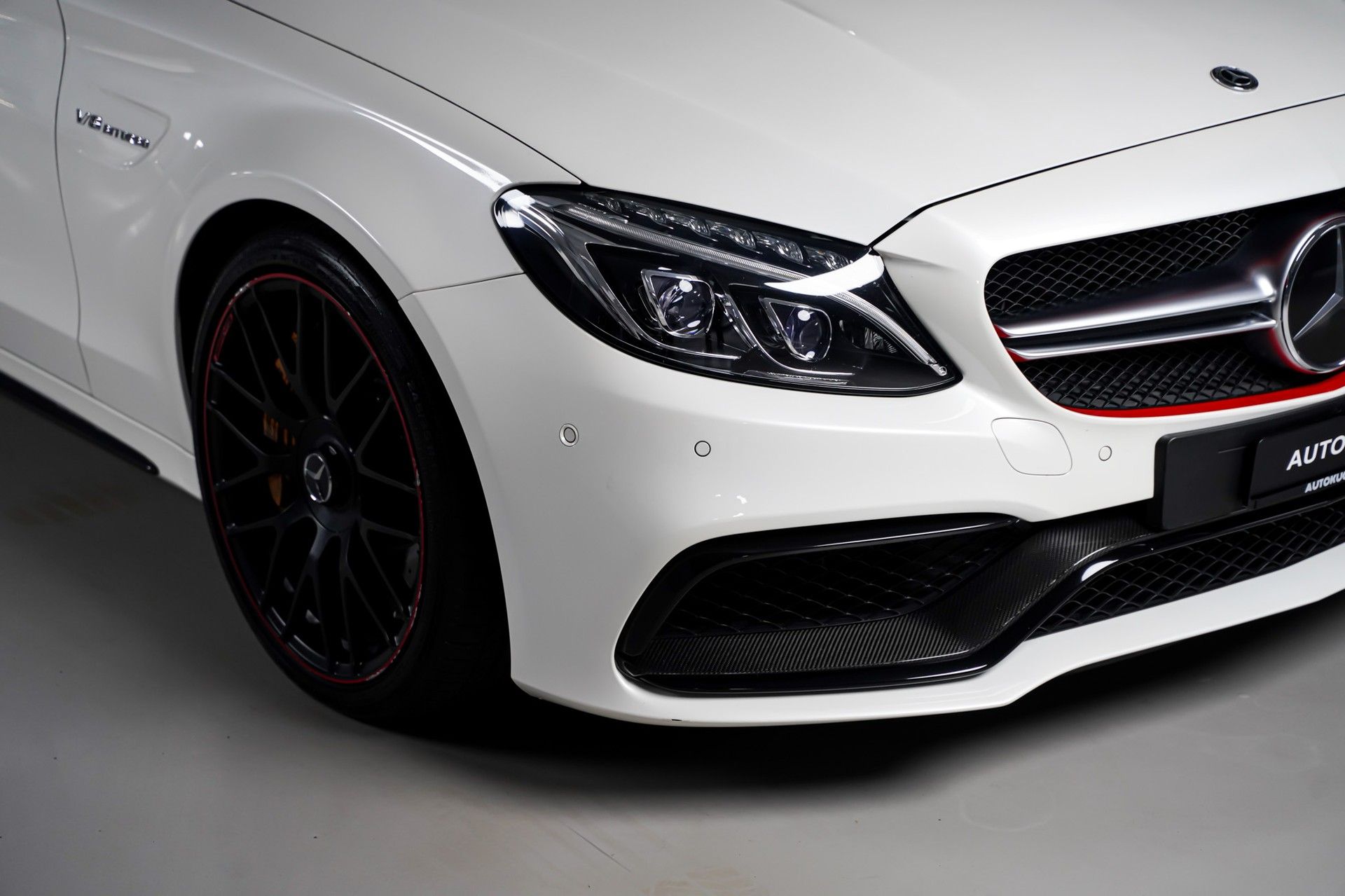 Mercedes-Benz C 63 AMG 5