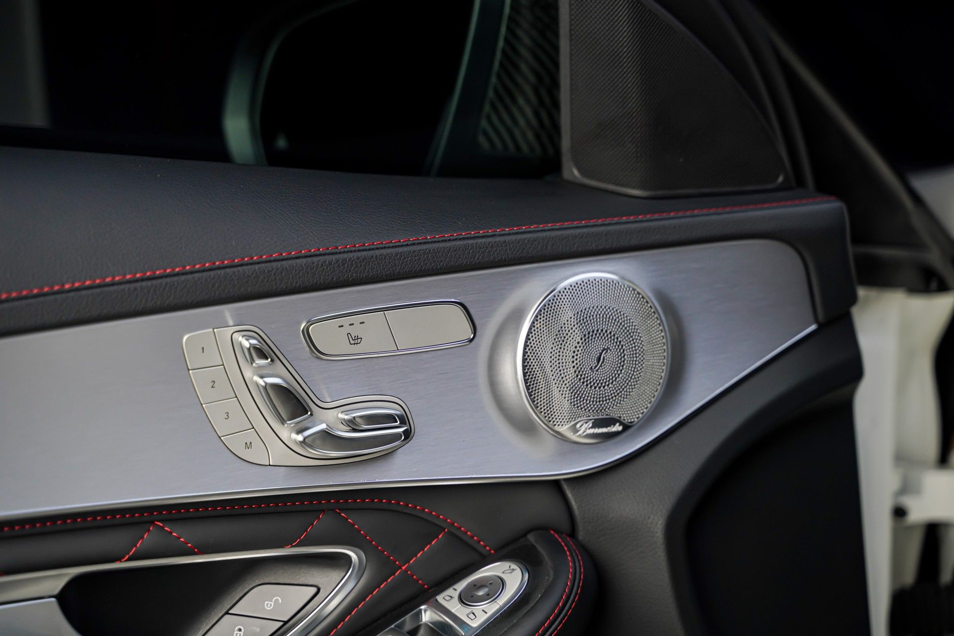 Mercedes-Benz C 63 AMG 11