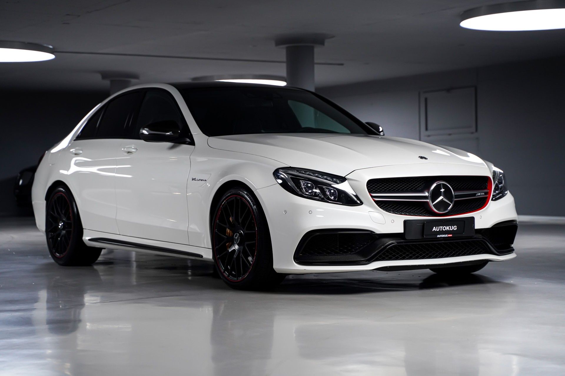 Mercedes-Benz C 63 AMG 4