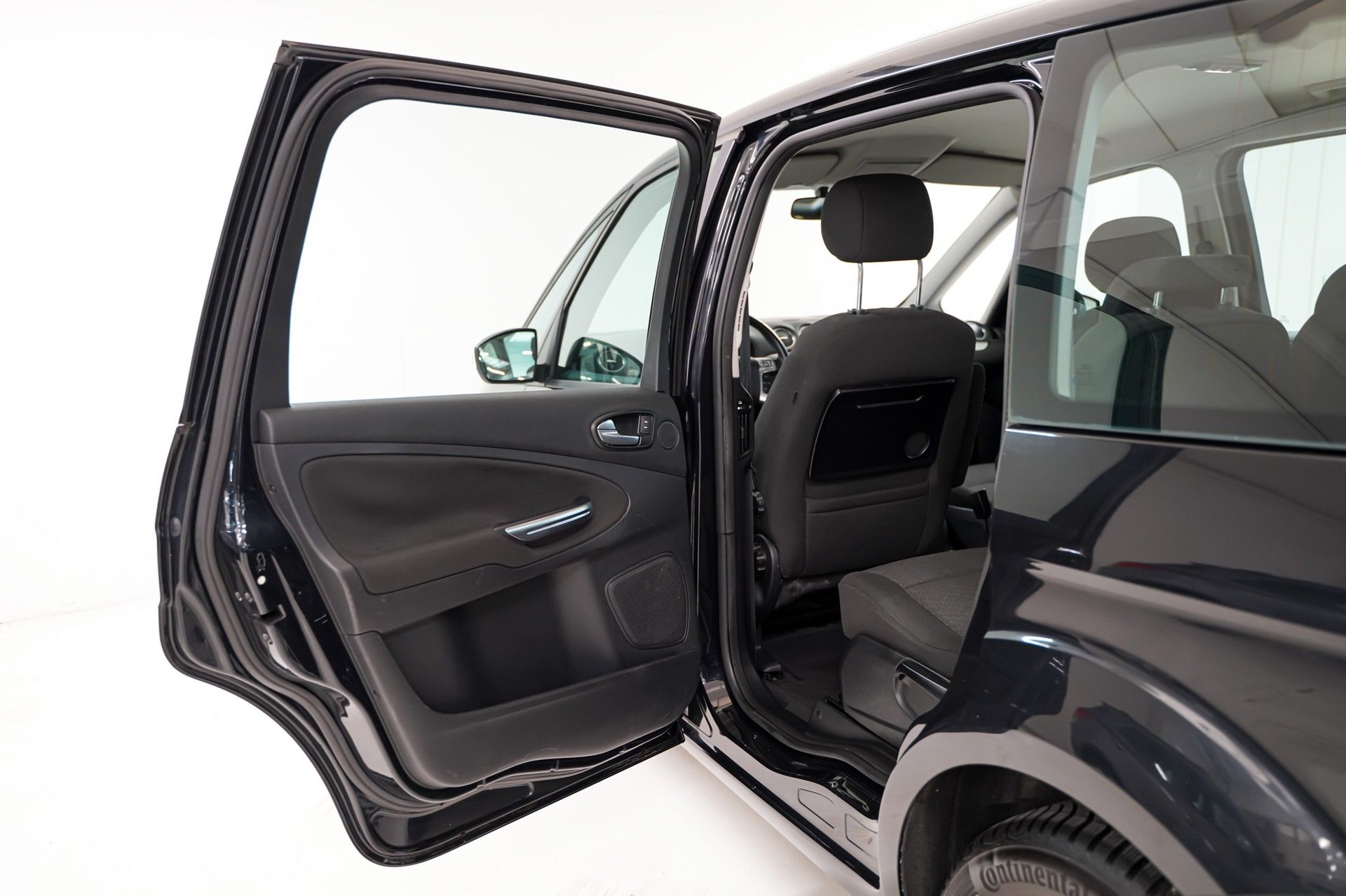 Ford GALAXY 13