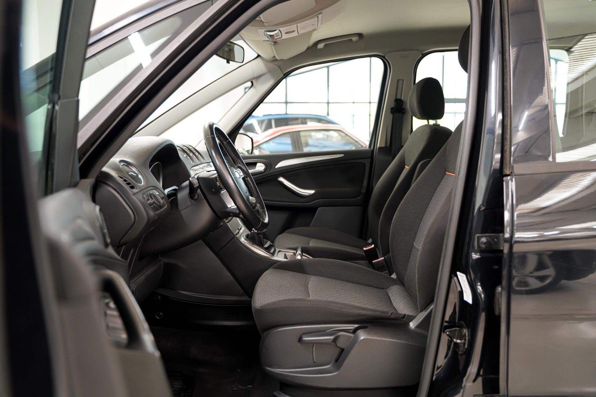 Ford GALAXY 11