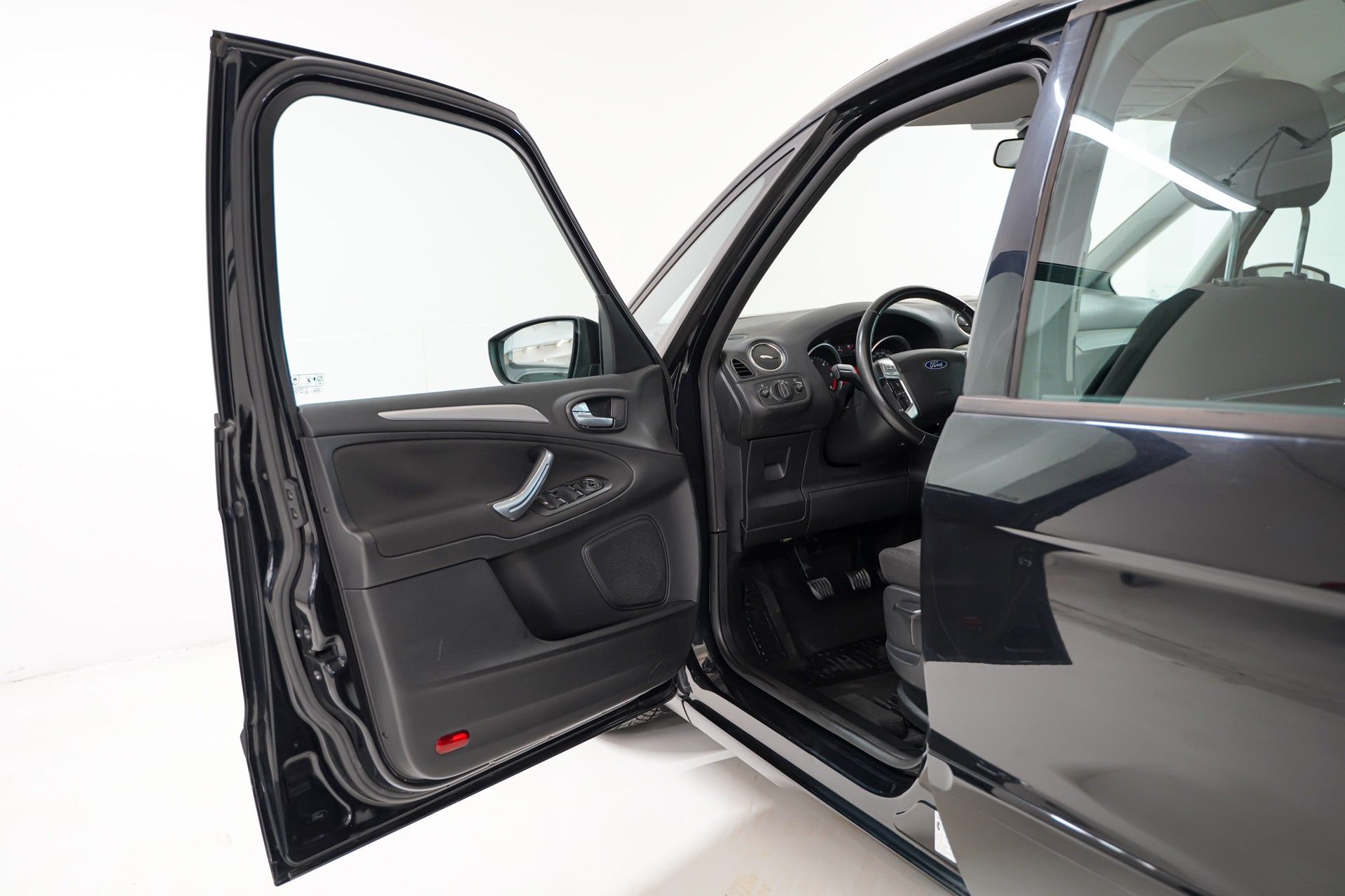 Ford GALAXY 8