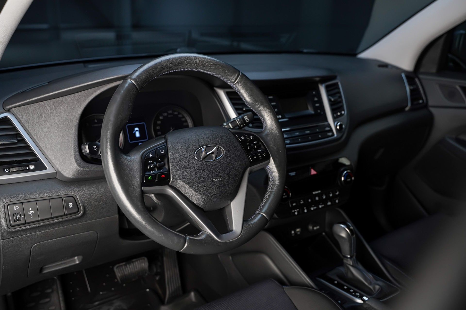Hyundai TUCSON 9