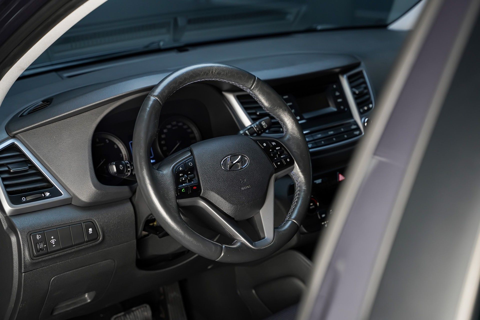 Hyundai TUCSON 8