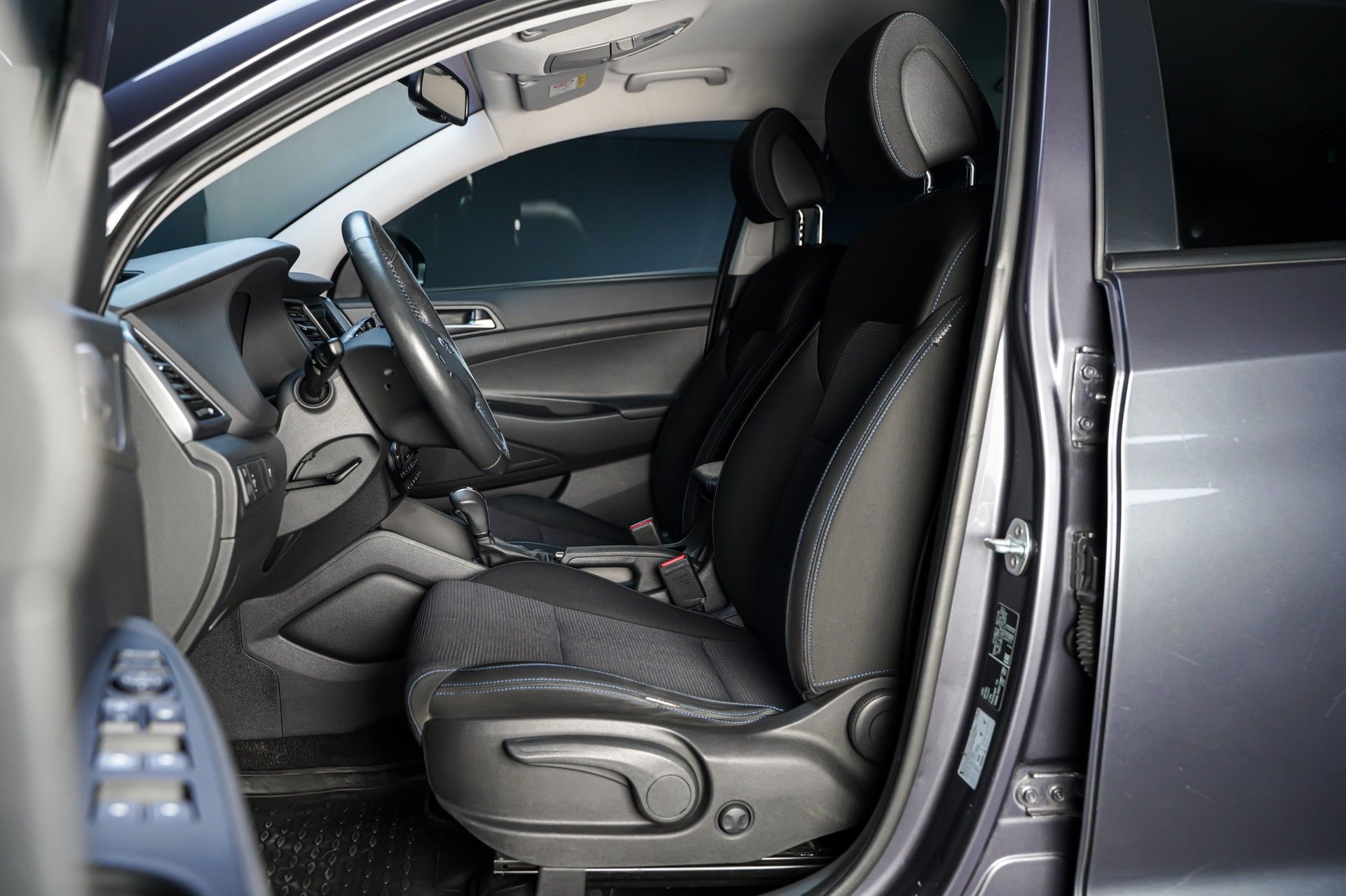 Hyundai TUCSON 10