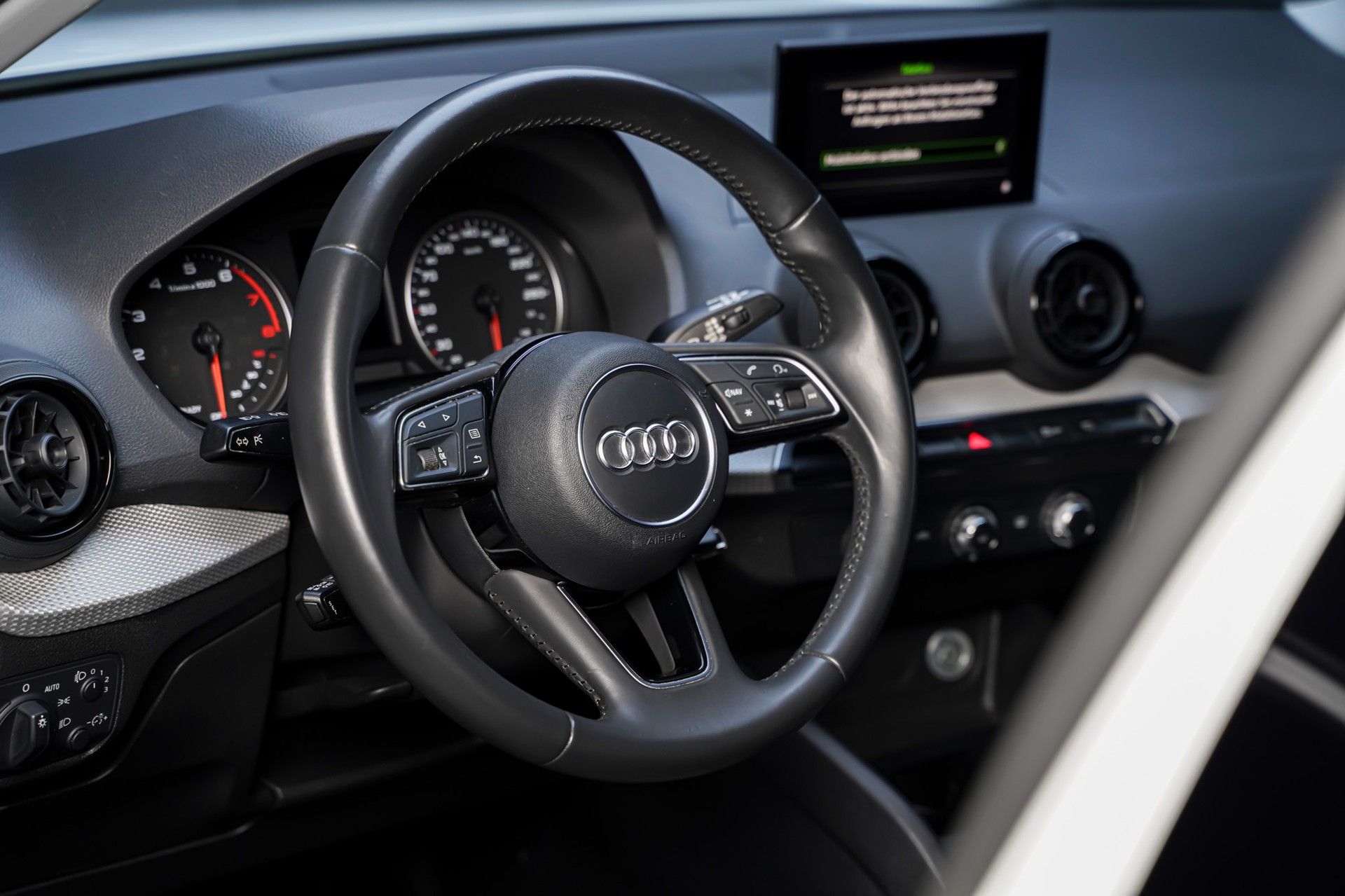 Audi Q2 9