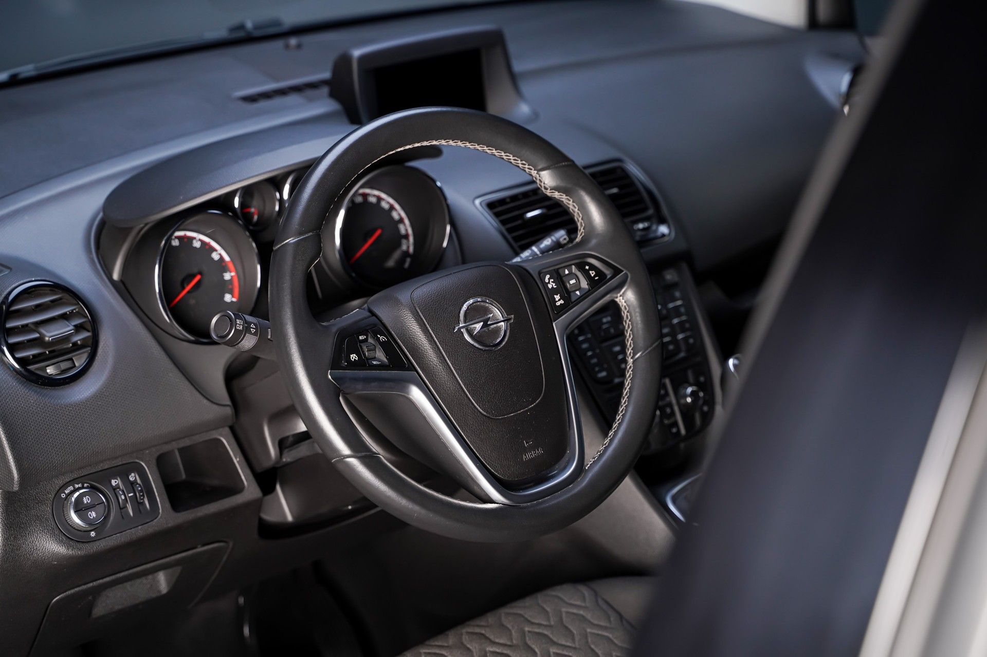 Opel MERIVA 9