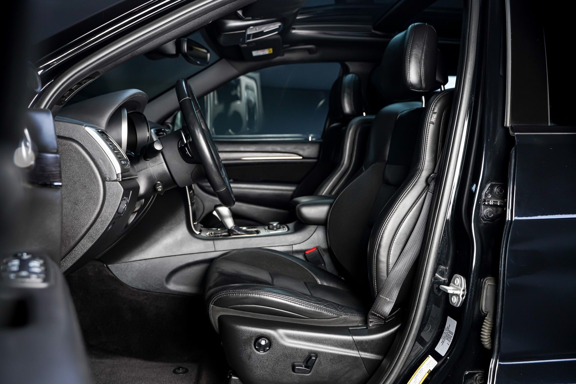 Jeep Grand Cherokee 11