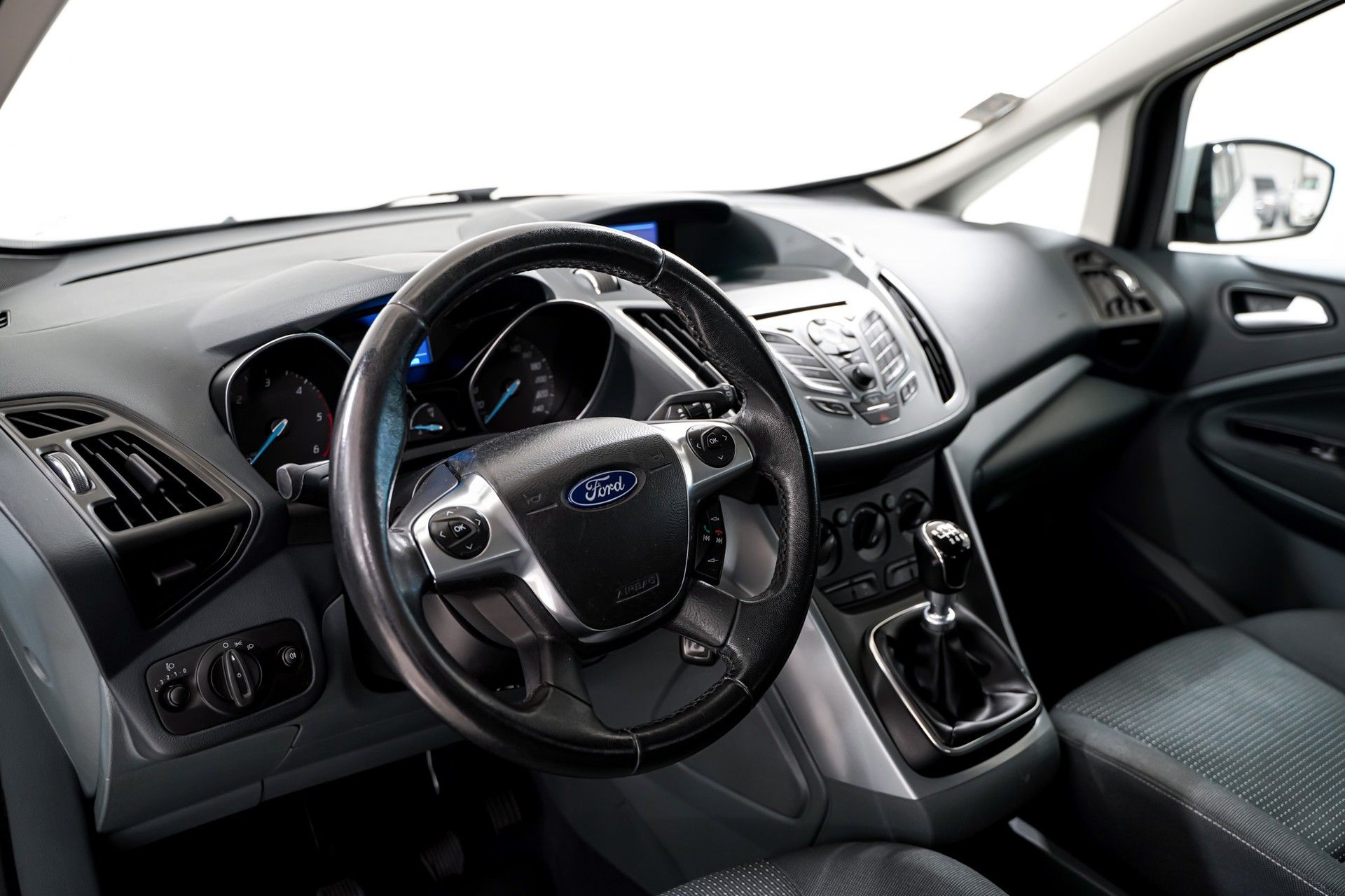 Ford Grand C-MAX 10