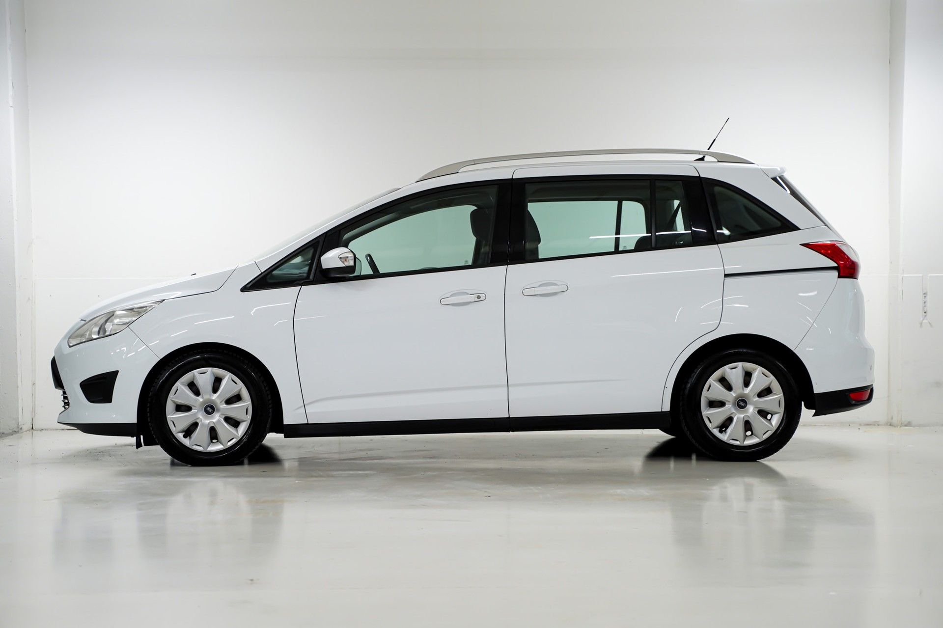 Ford Grand C-MAX 4