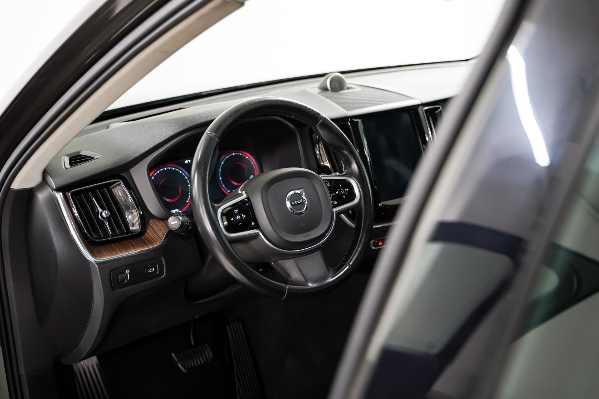 Volvo XC60 10