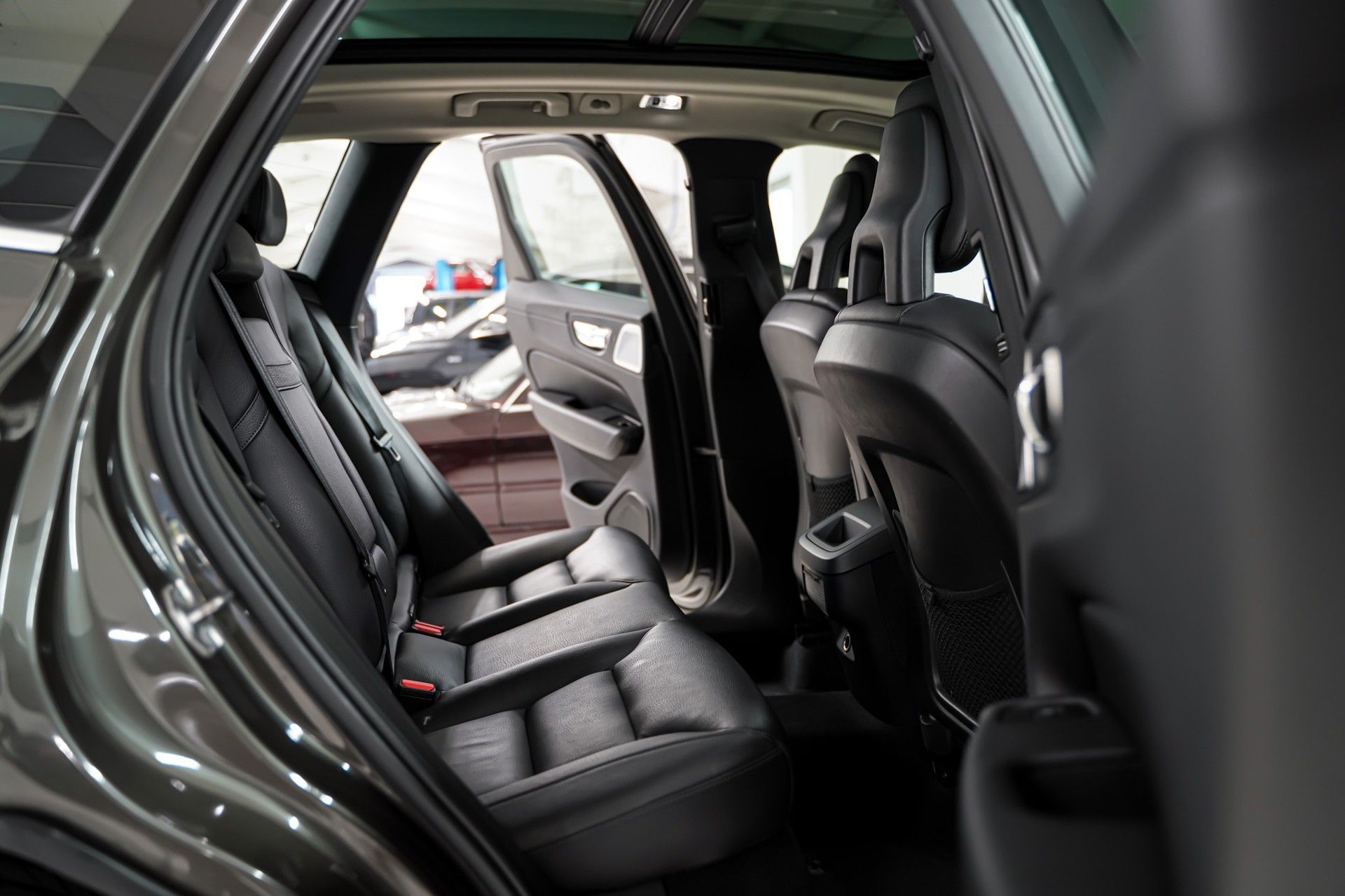 Volvo XC60 14