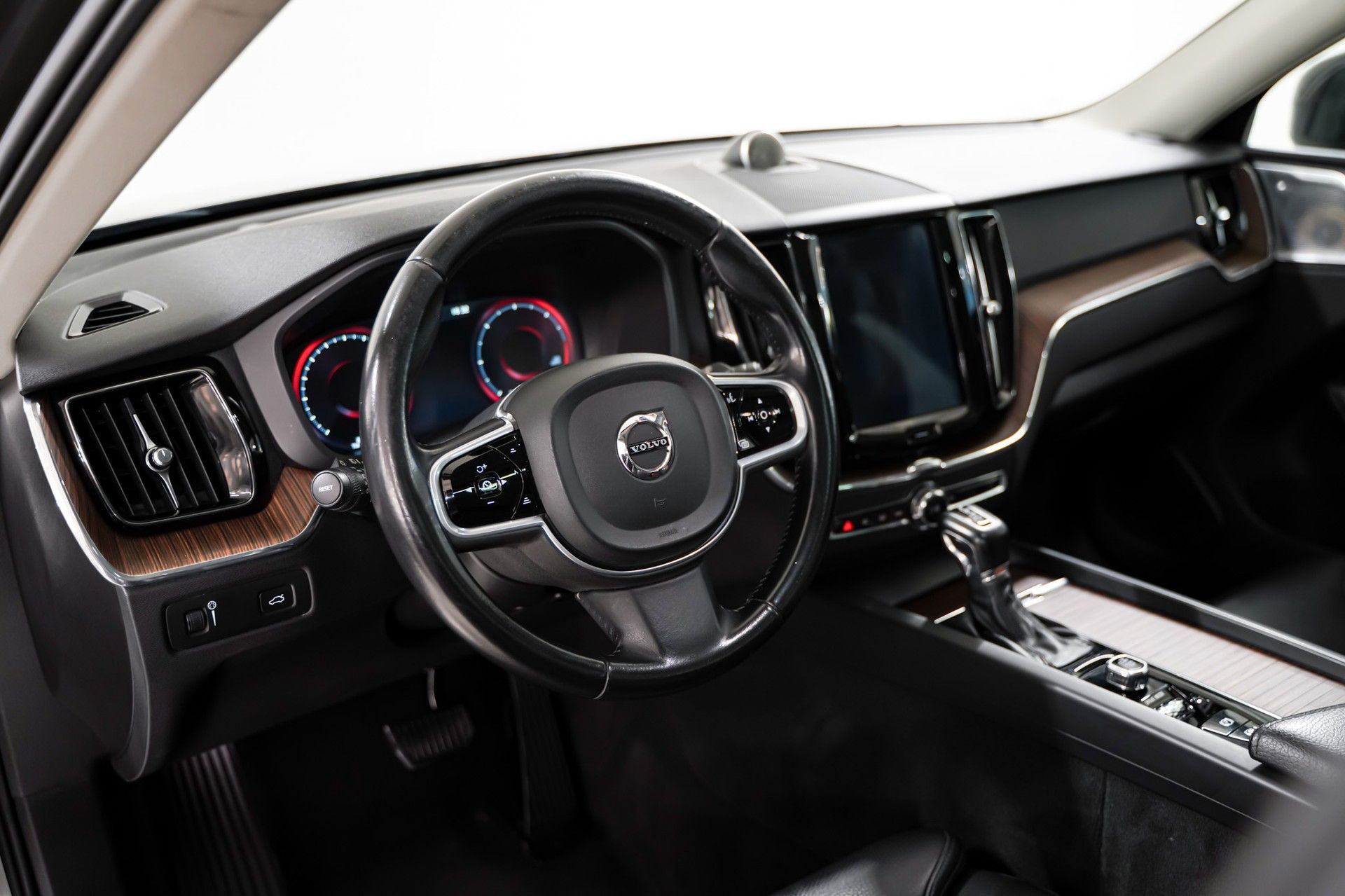Volvo XC60 11