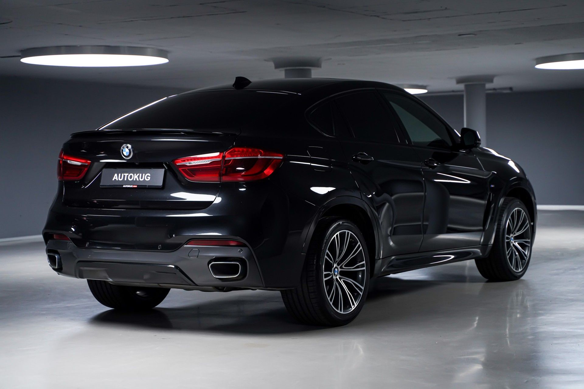 BMW X6 4