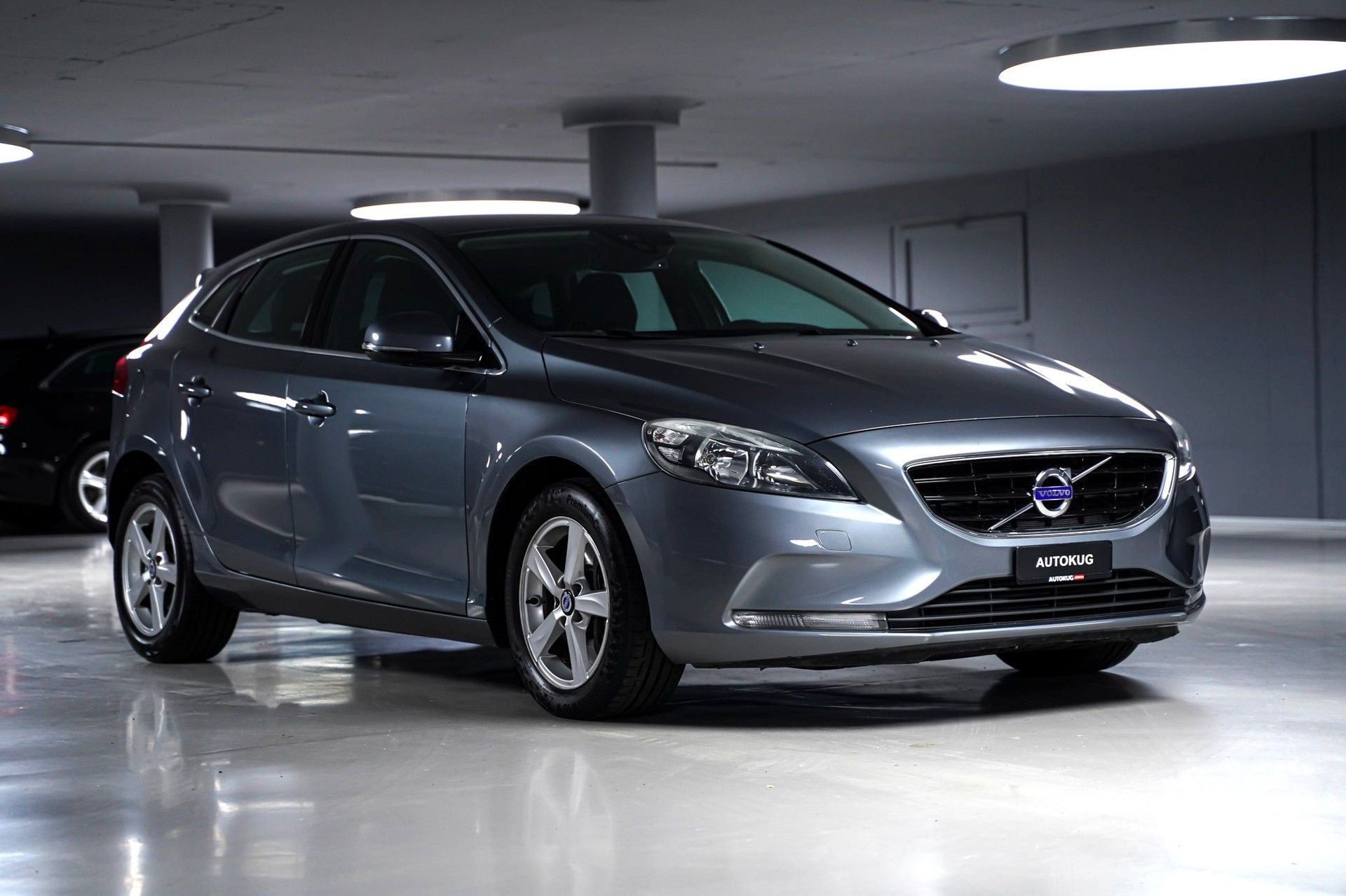 Volvo V40 3