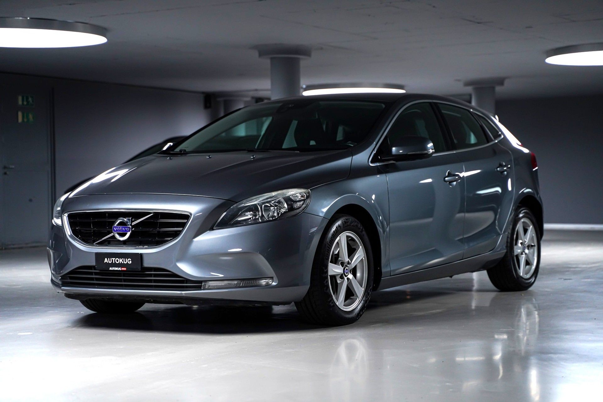 Volvo V40 1