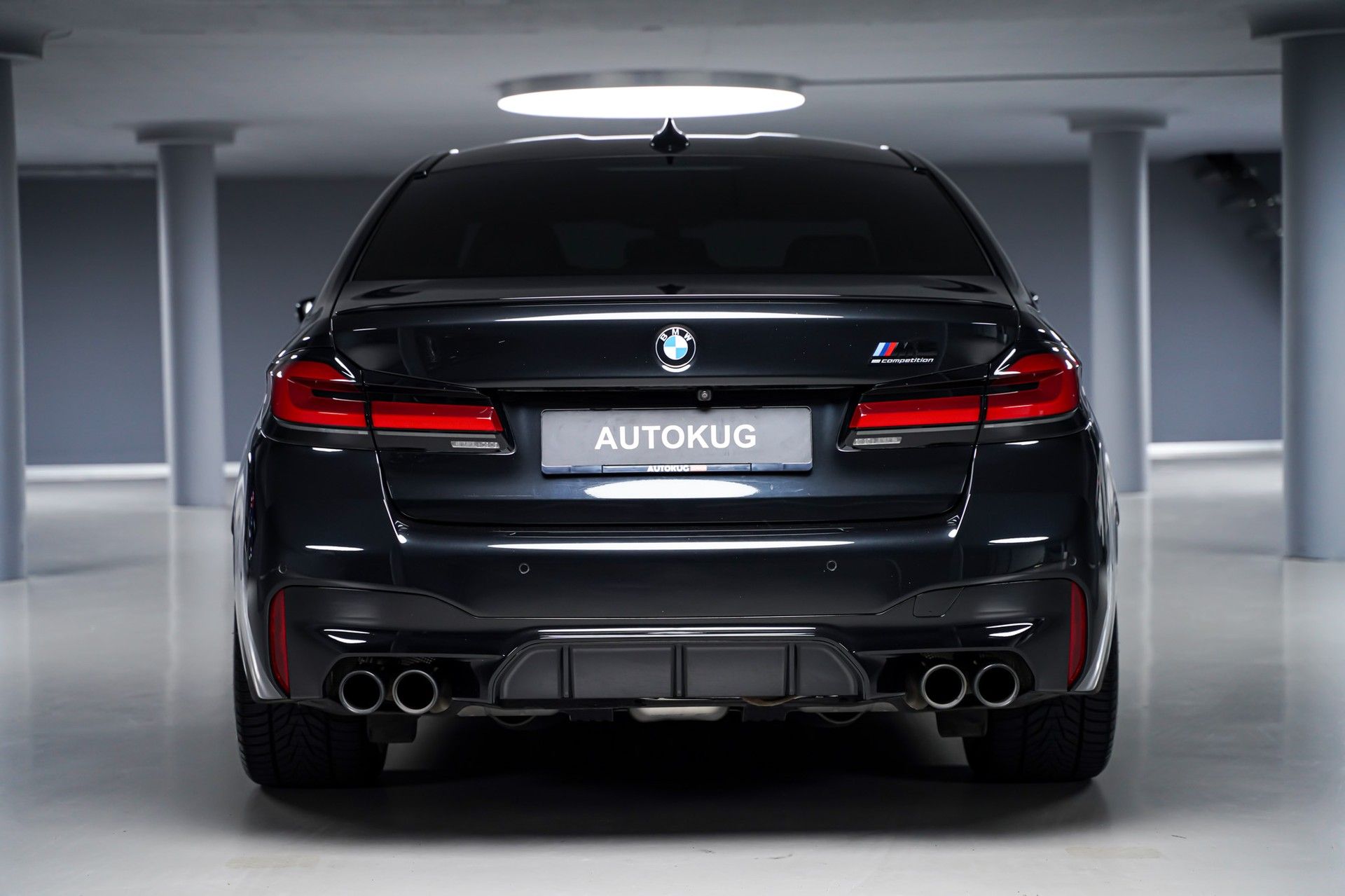 BMW M5 6