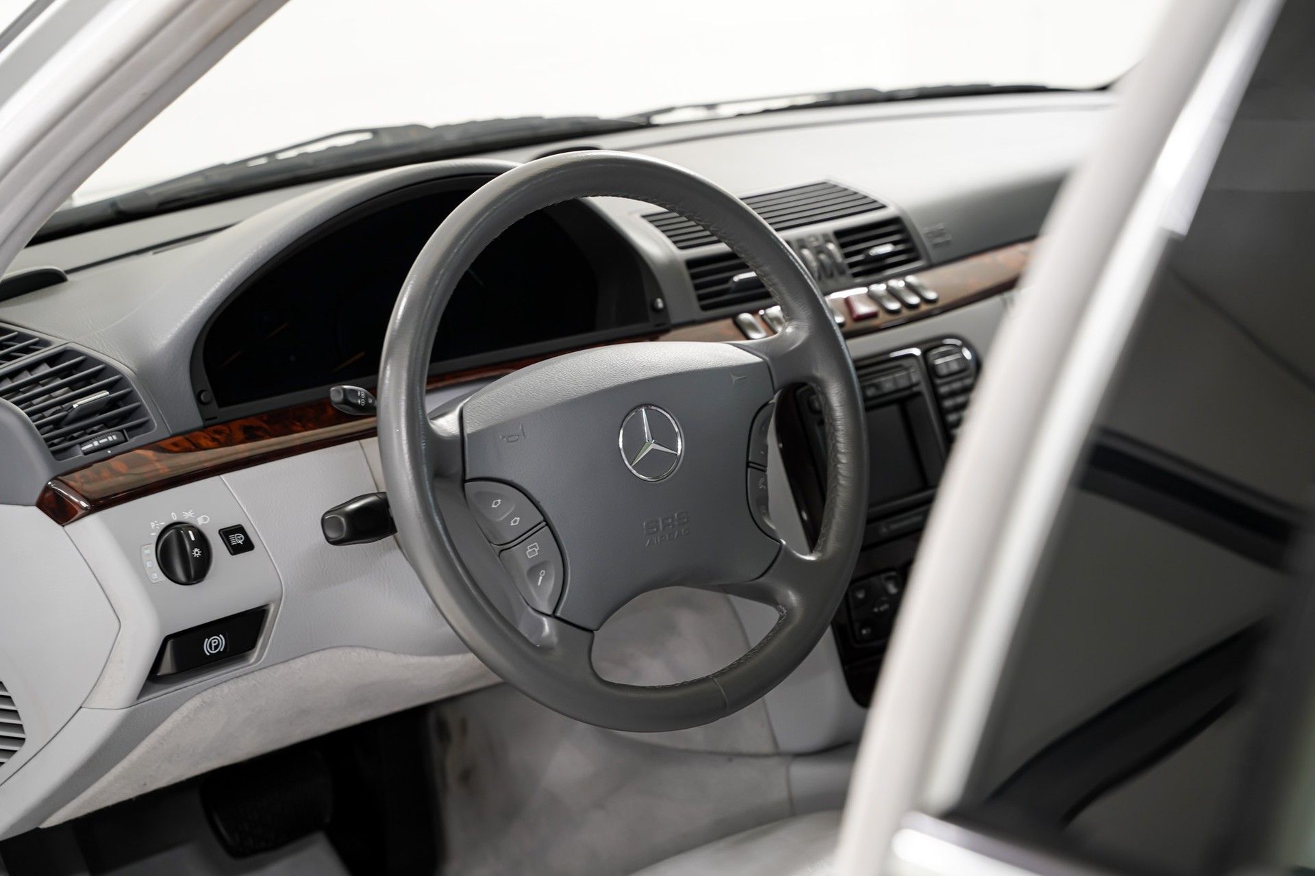 Mercedes-Benz S 500 10