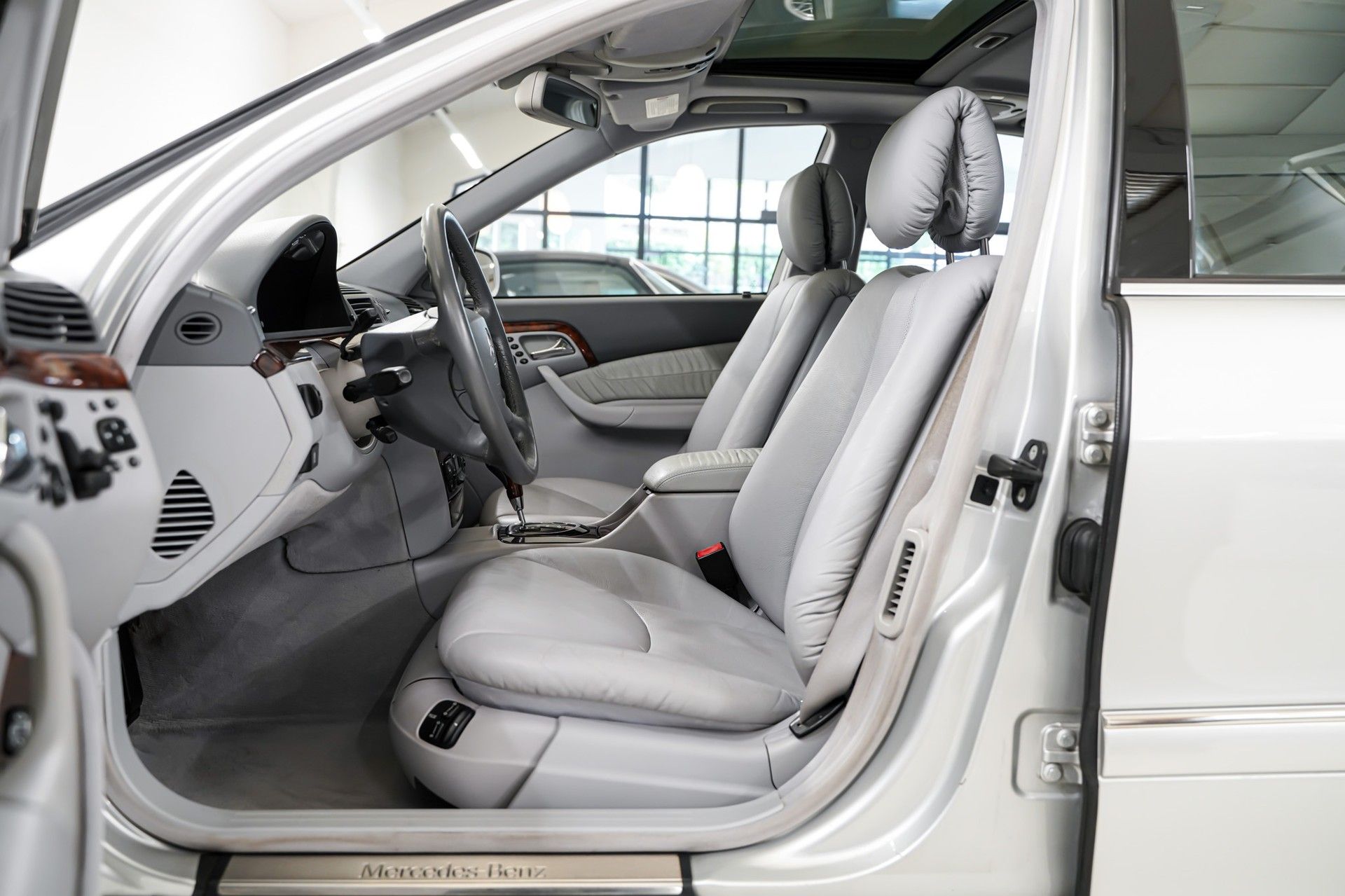Mercedes-Benz S 500 12