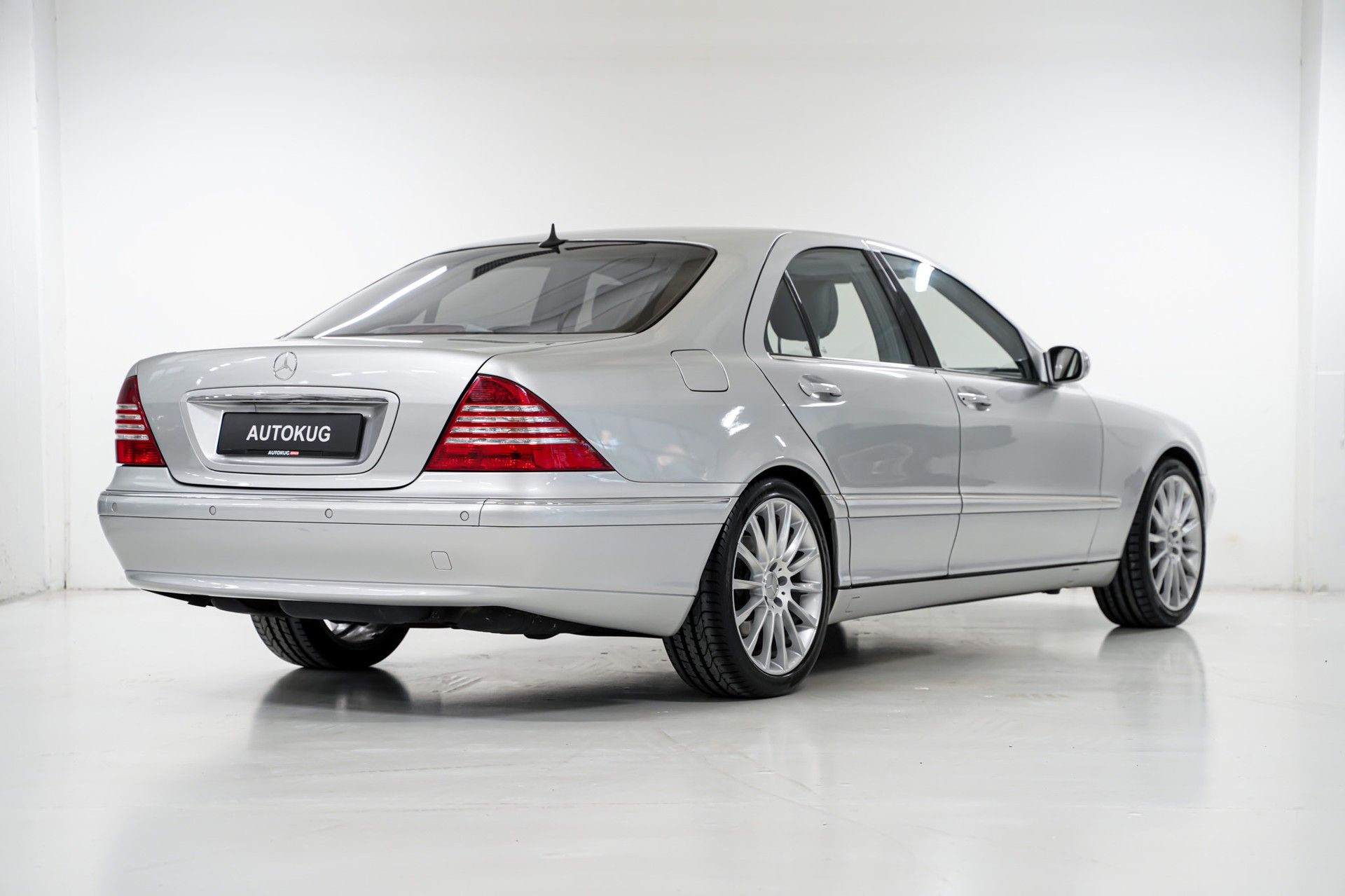 Mercedes-Benz S 500 7