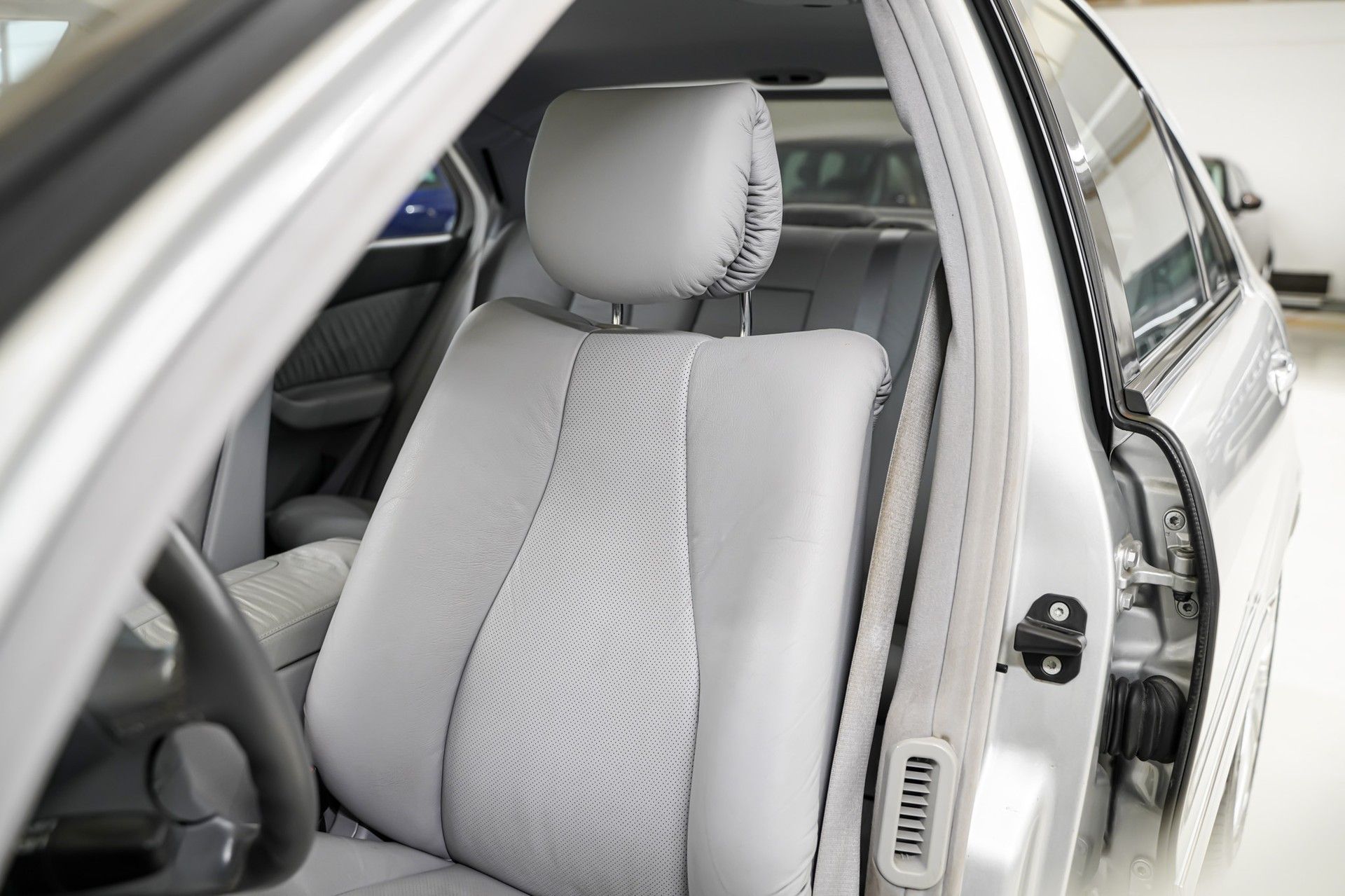 Mercedes-Benz S 500 13