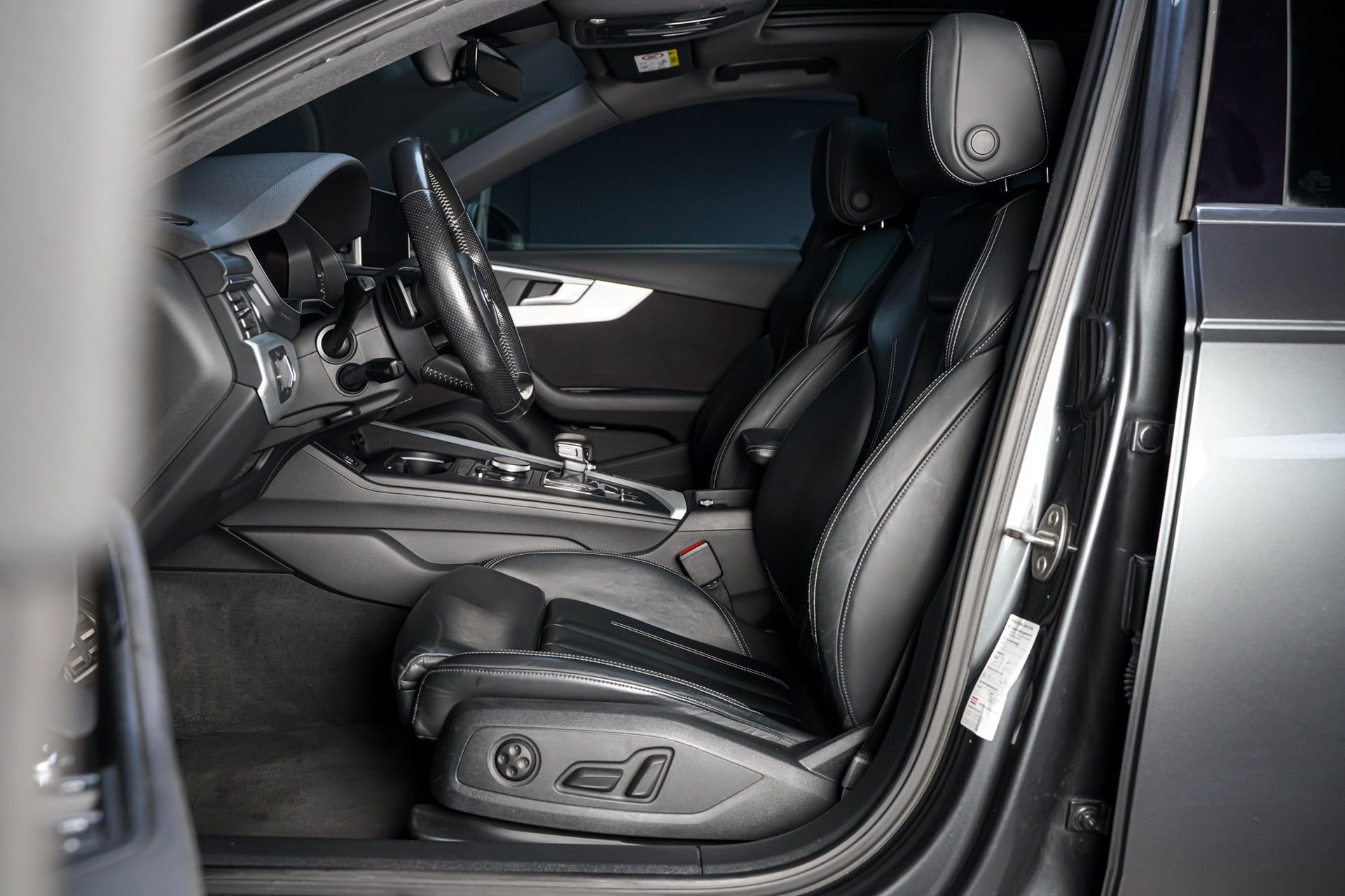 Audi A4 11