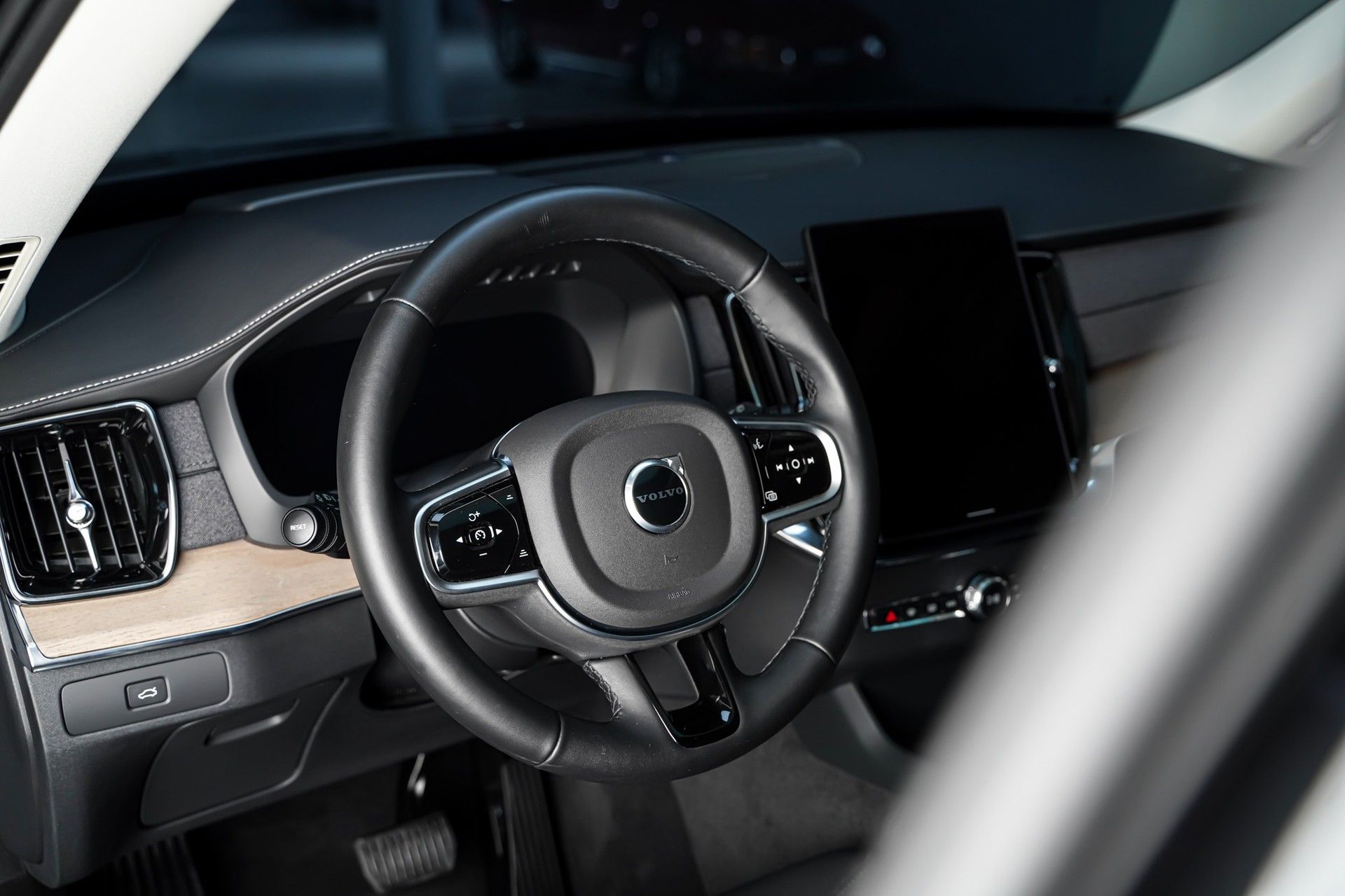Volvo XC90 11