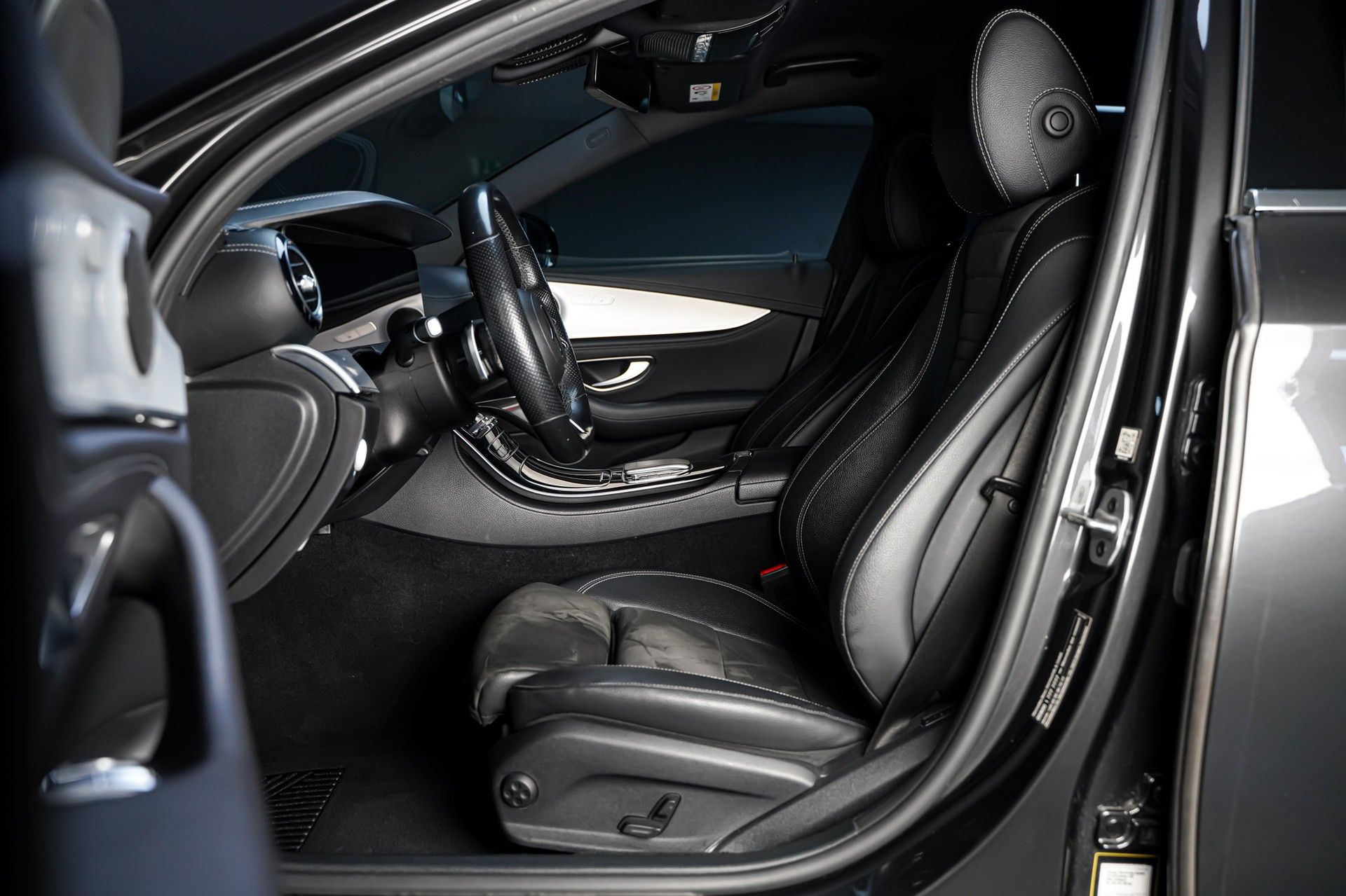 Mercedes-Benz E 220 11