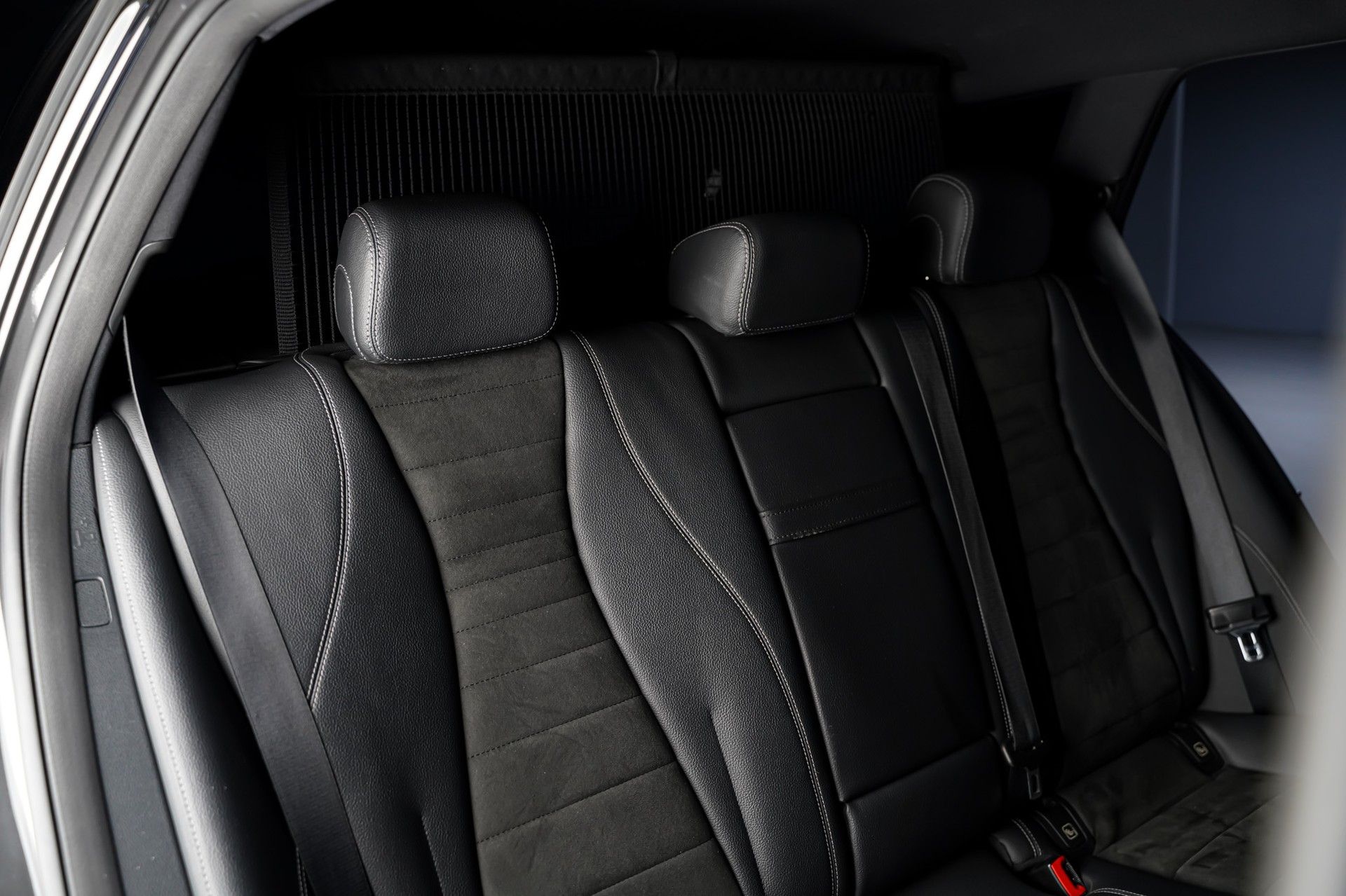 Mercedes-Benz E 220 15