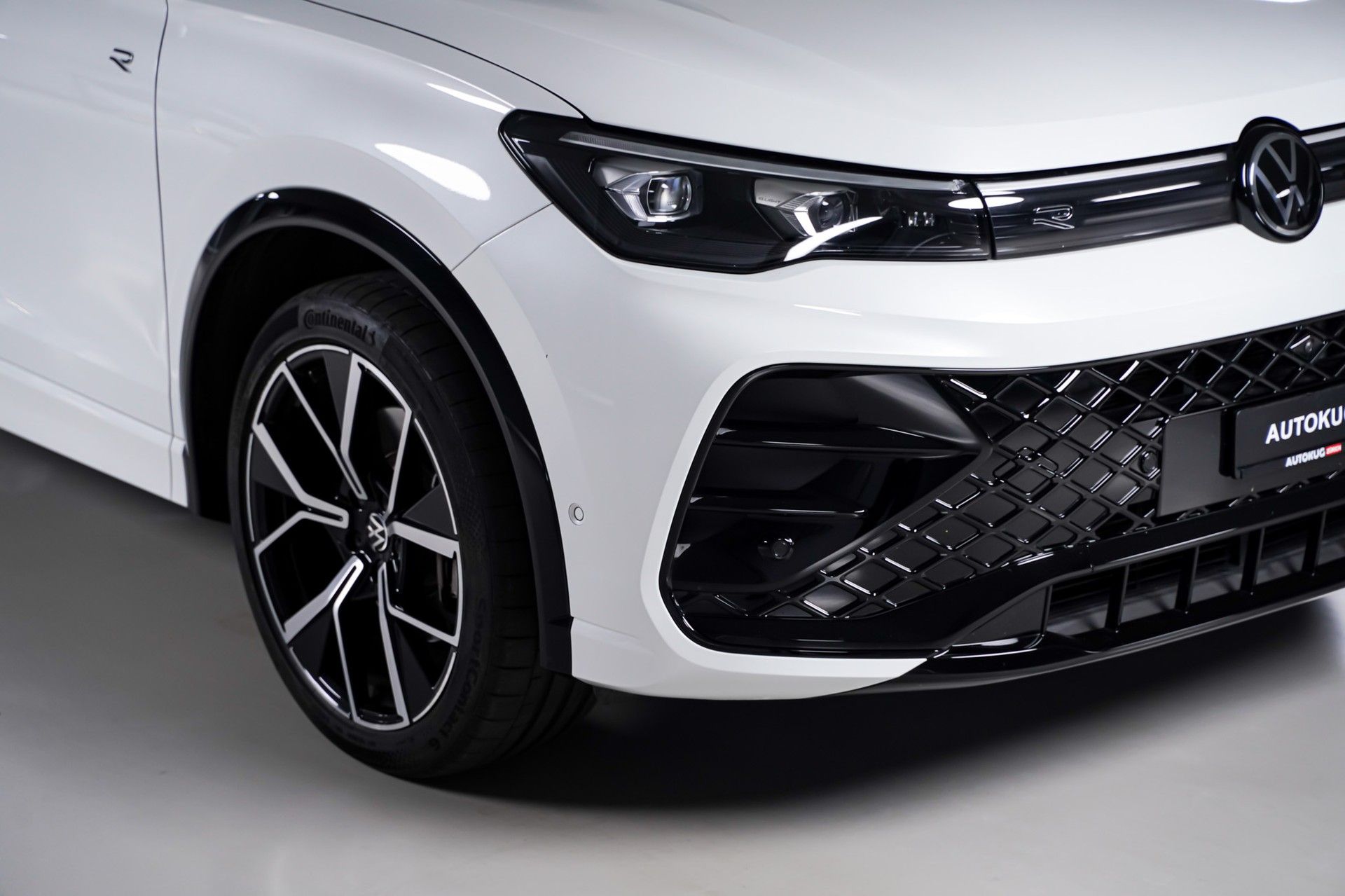 VW TIGUAN 4