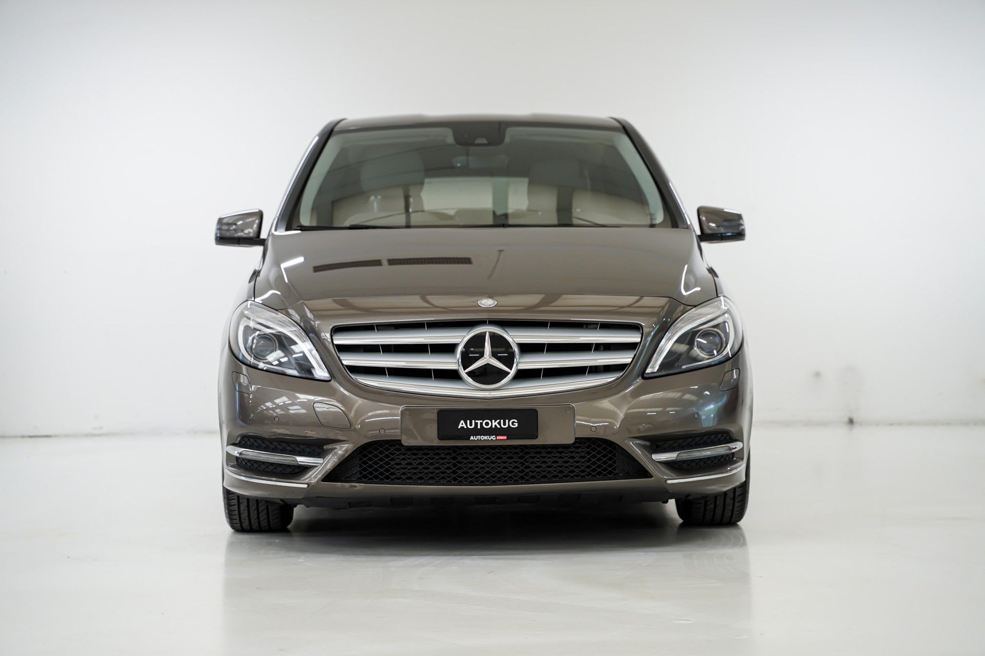 Mercedes-Benz B 200 2