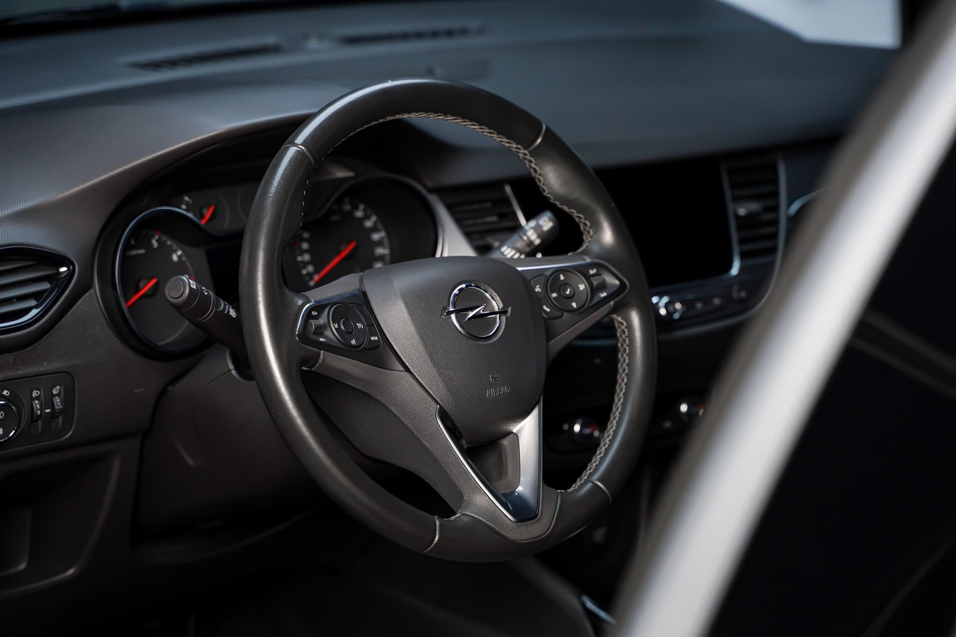 Opel CROSSLAND X 9