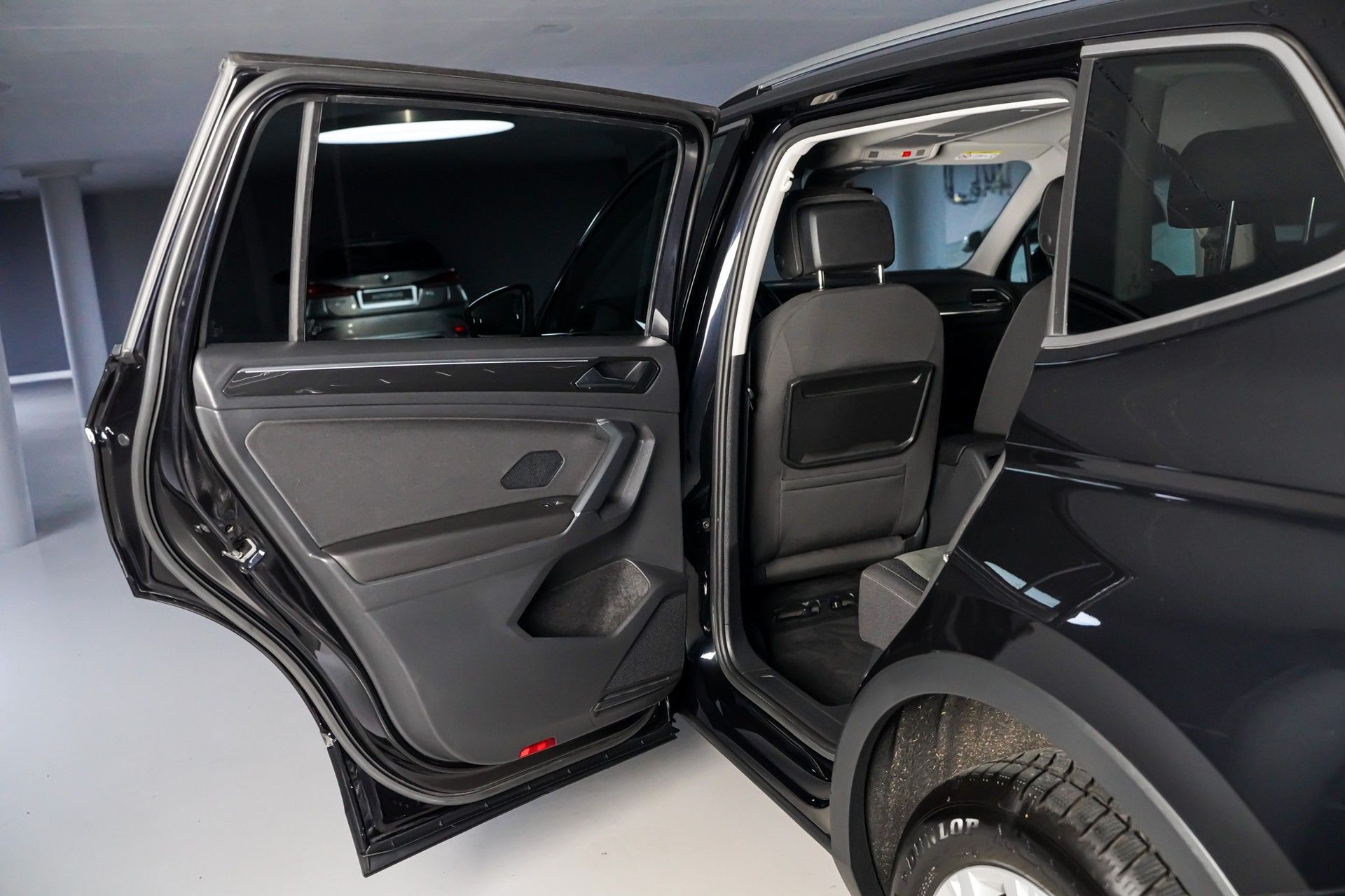 VW TIGUAN 10