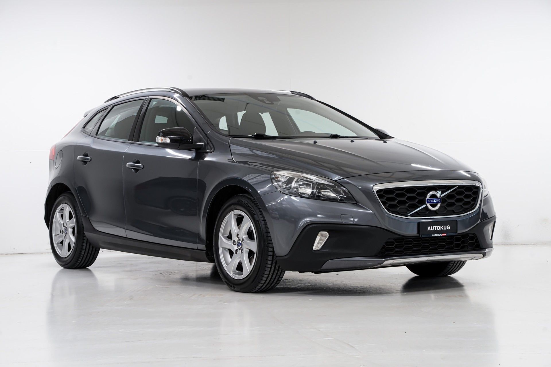 Volvo V40 3