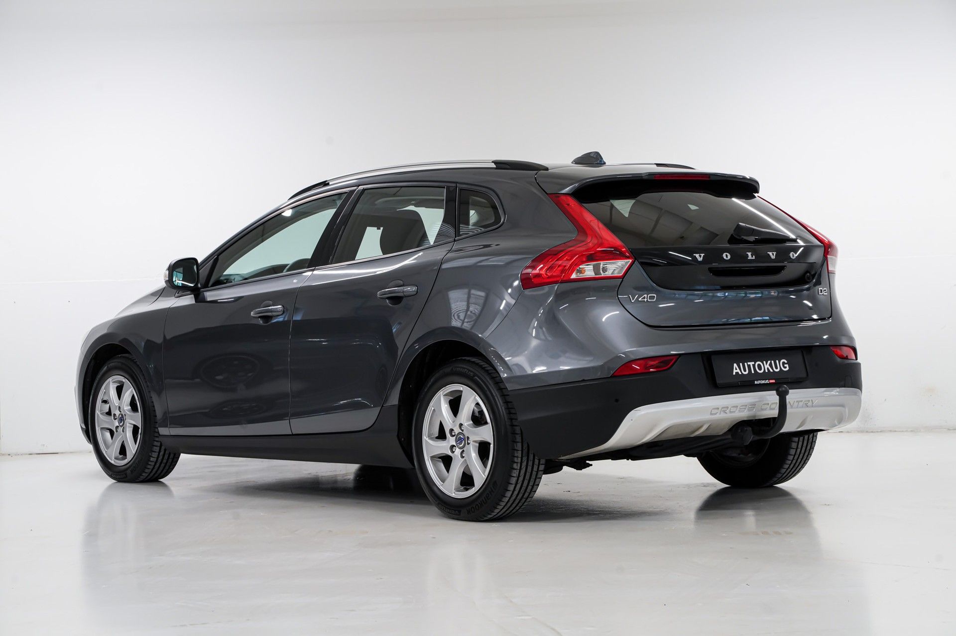 Volvo V40 5