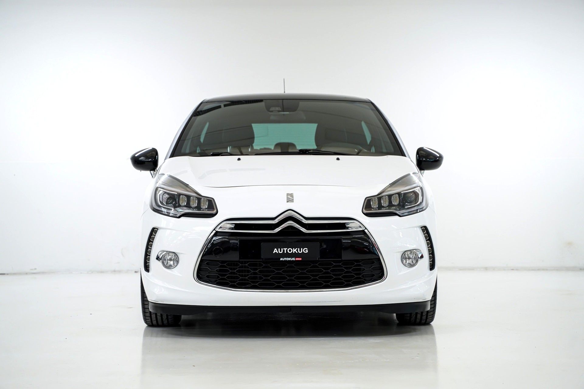 DS AUTOMOBILES DS3 2