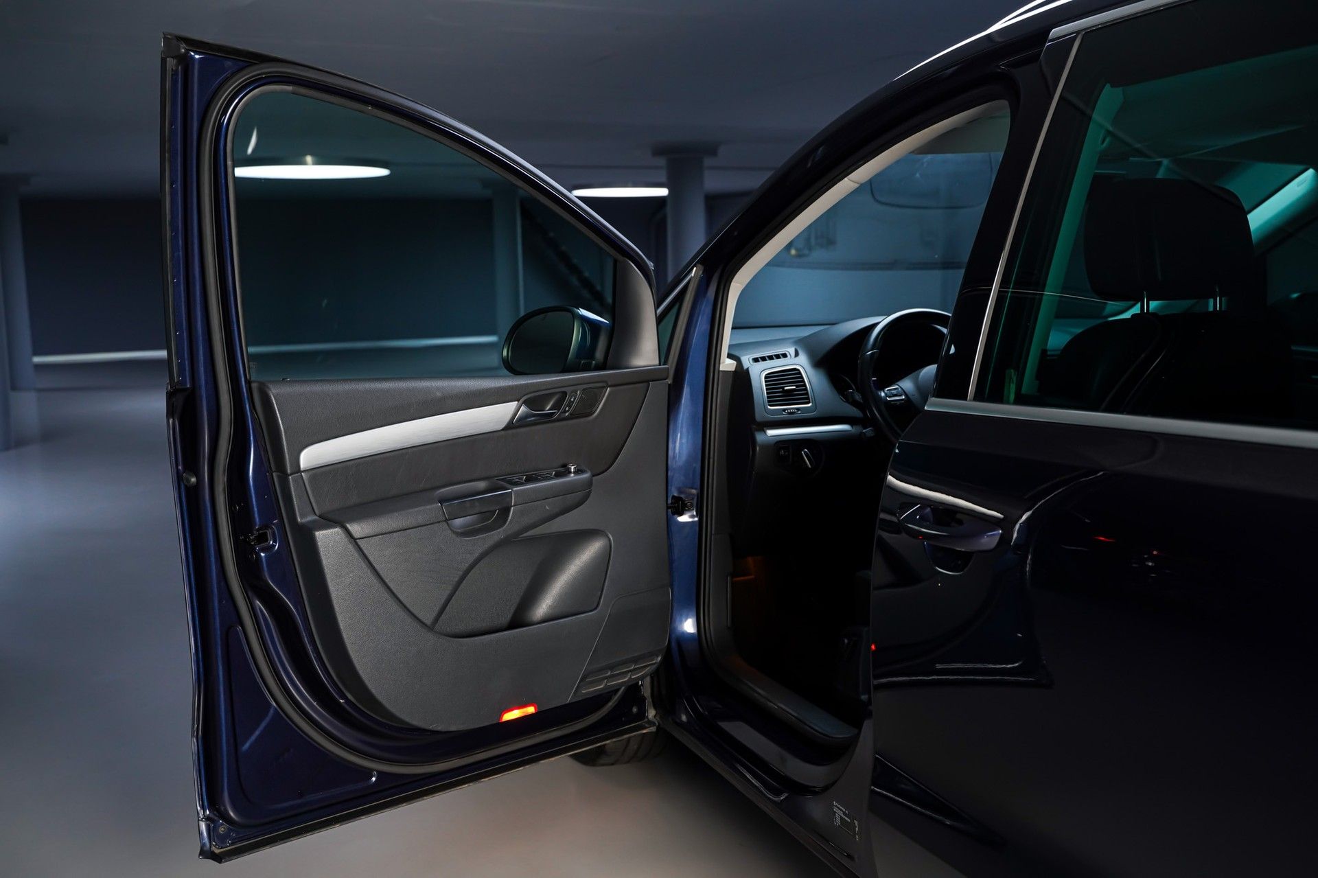 VW SHARAN 8