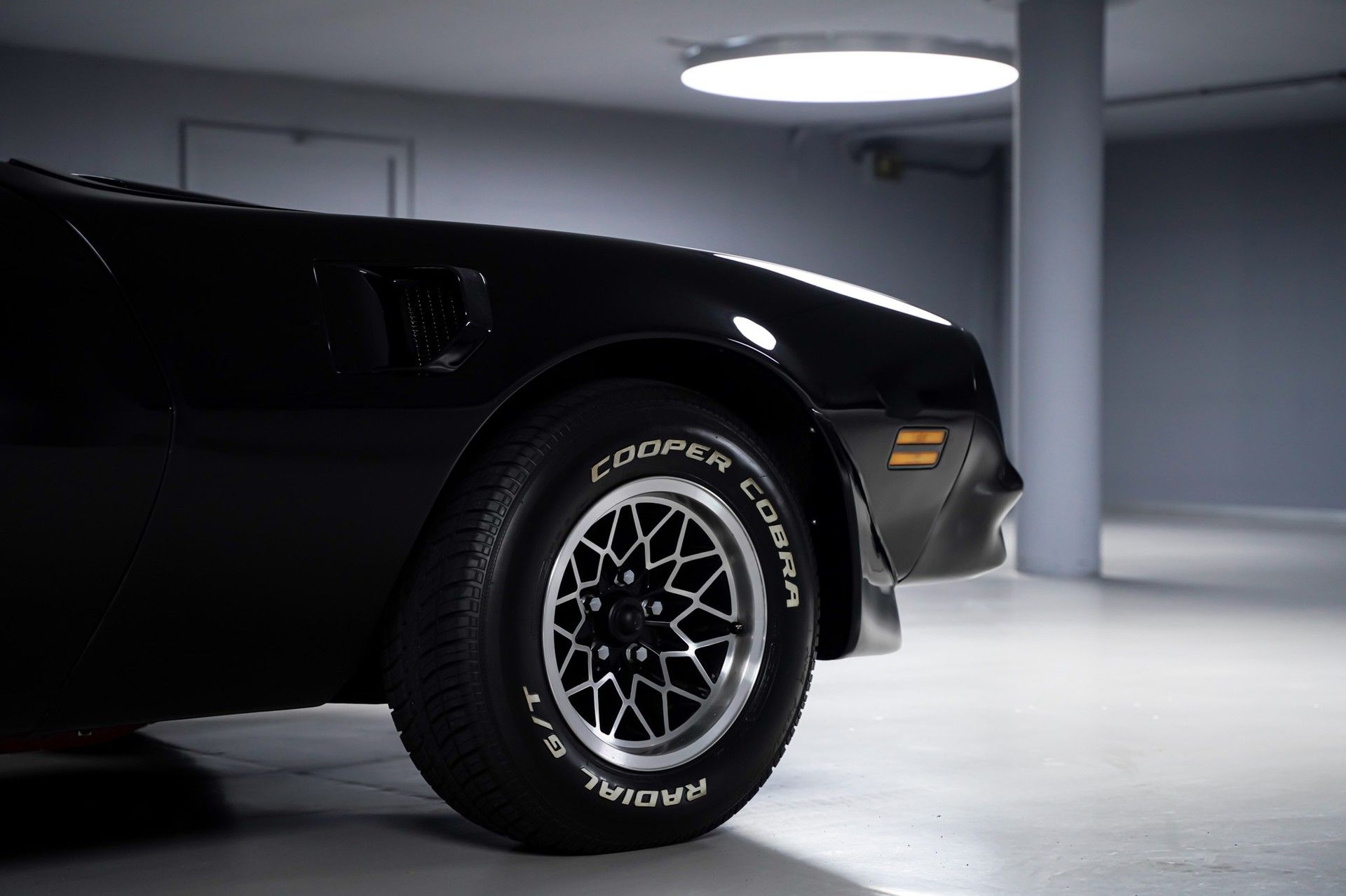 PONTIAC FIREBIRD 7