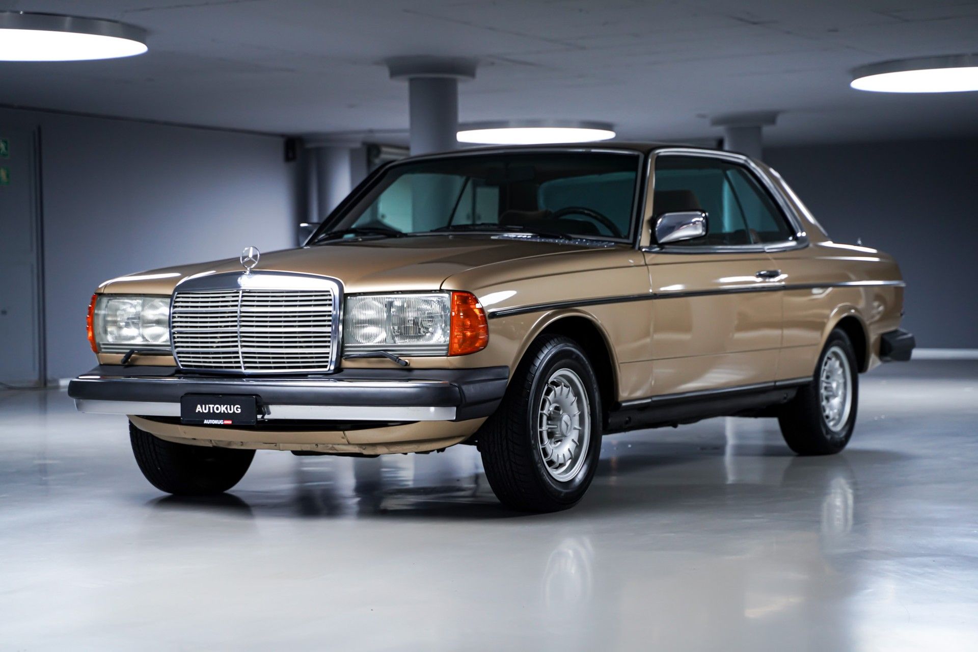 Mercedes-Benz 280 1