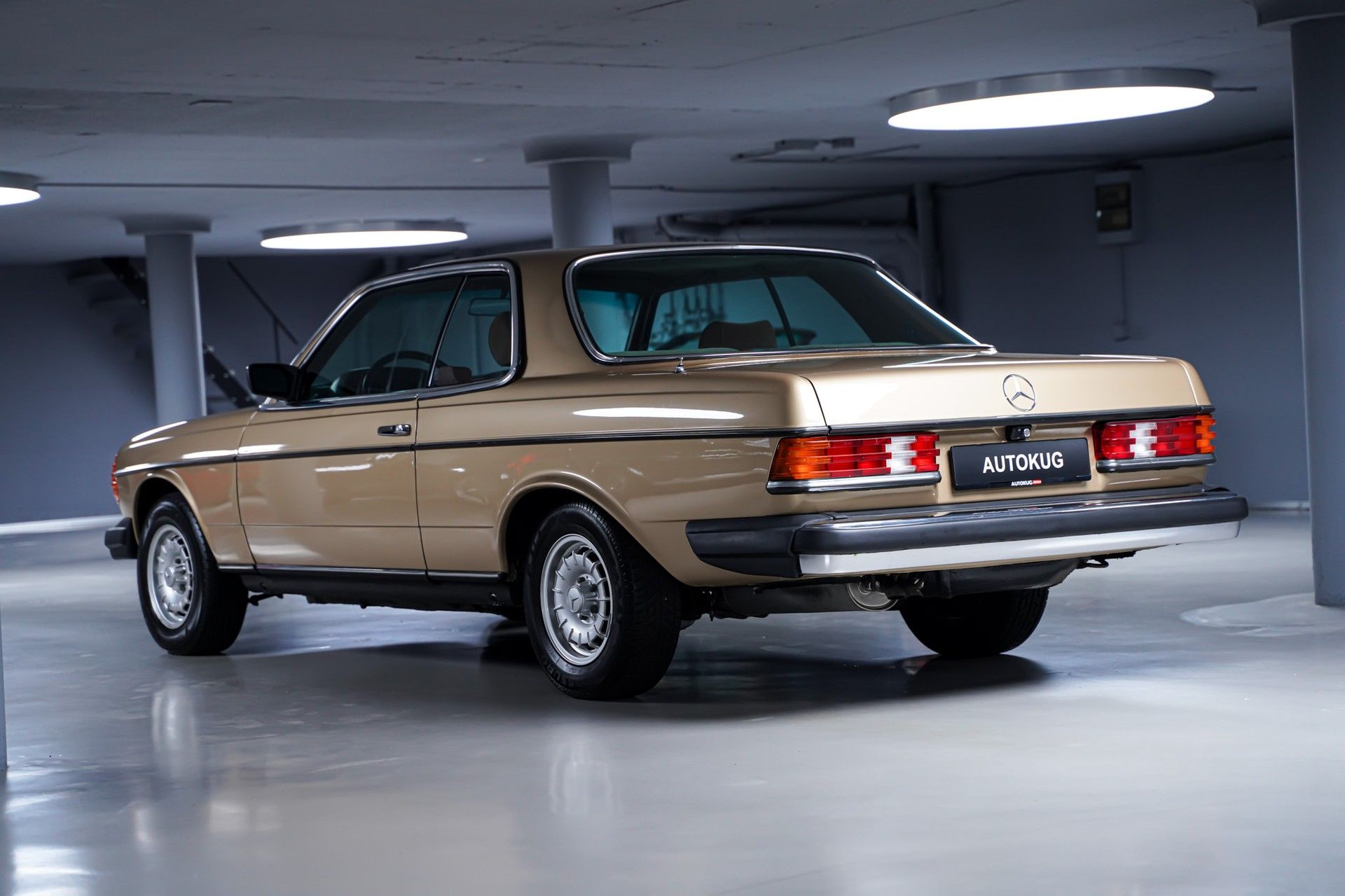 Mercedes-Benz 280 7