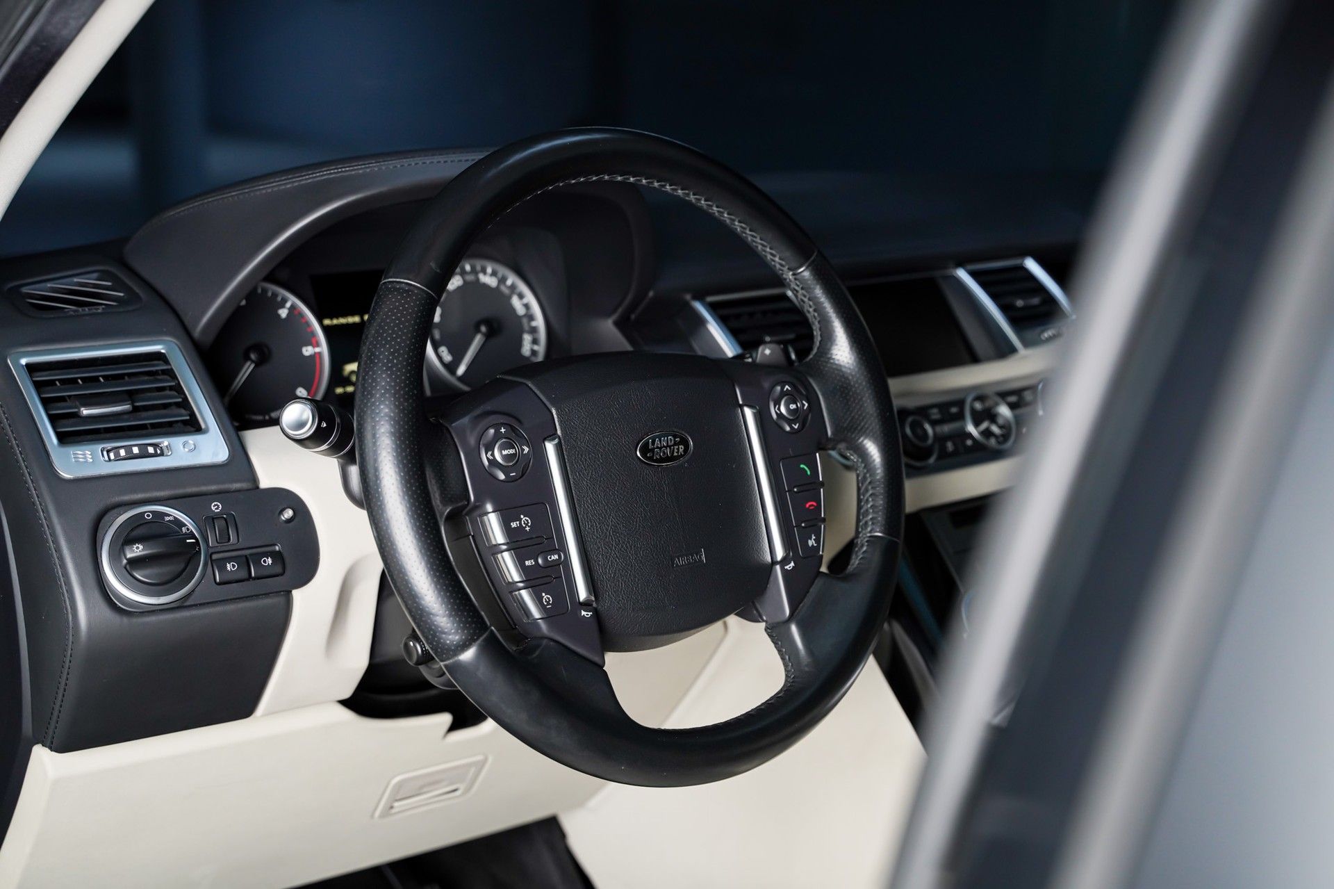 Land Rover RANGE ROVER SPORT 10
